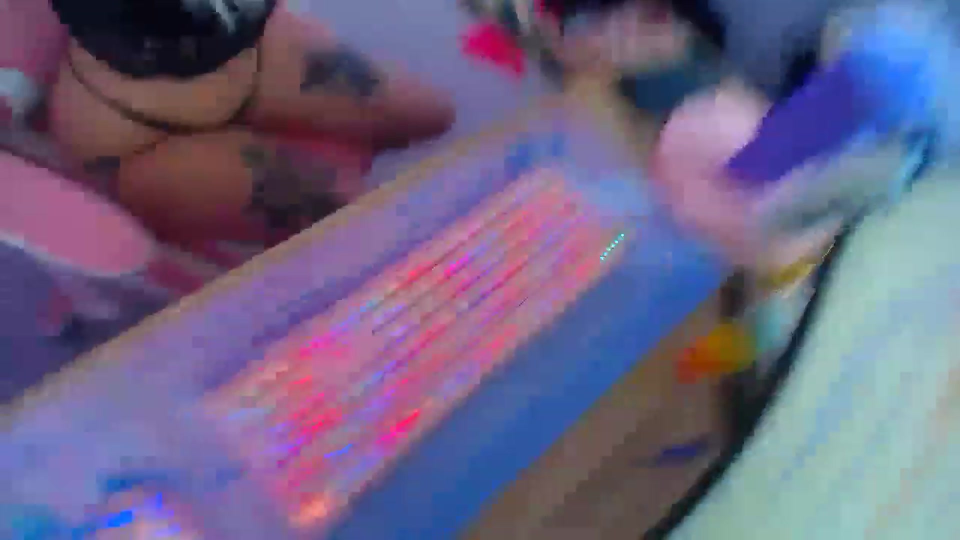 Gallery image thumbnail from EmilyTokes's myfreecams stream on, 03/14/2023, 18:10 image 8 of 20