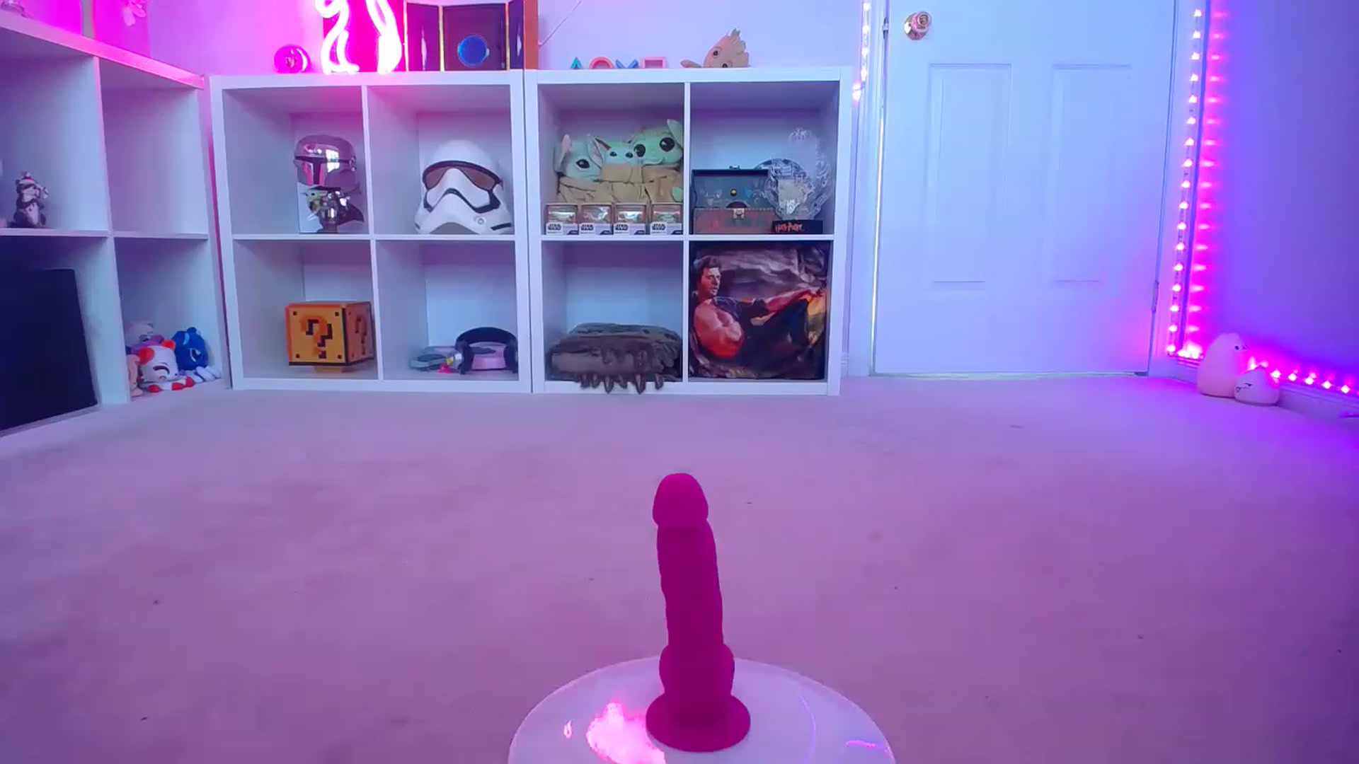Gallery image thumbnail from EmilyTokes's myfreecams stream on, 03/21/2023, 20:53 image 9 of 20