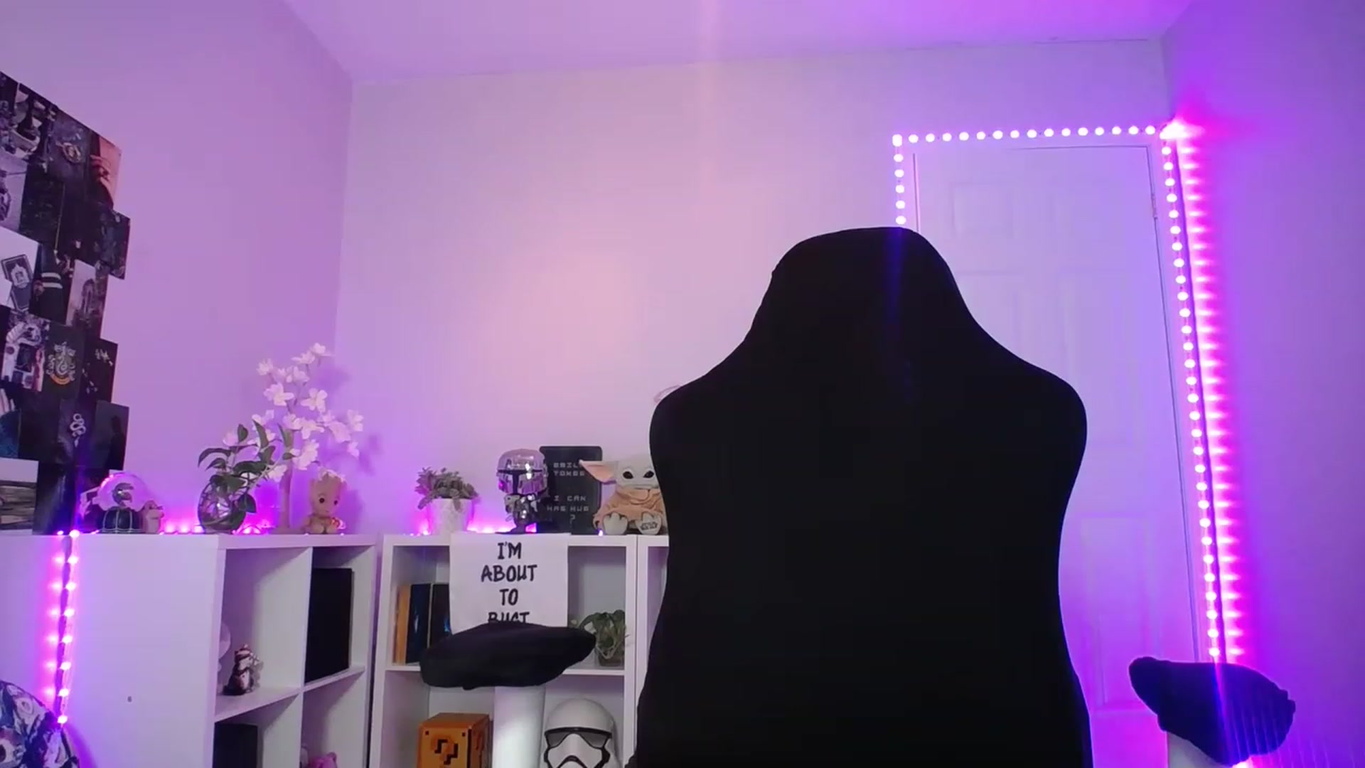 Gallery image thumbnail from EmilyTokes's myfreecams stream on, 05/06/2023, 04:35 image 8 of 20