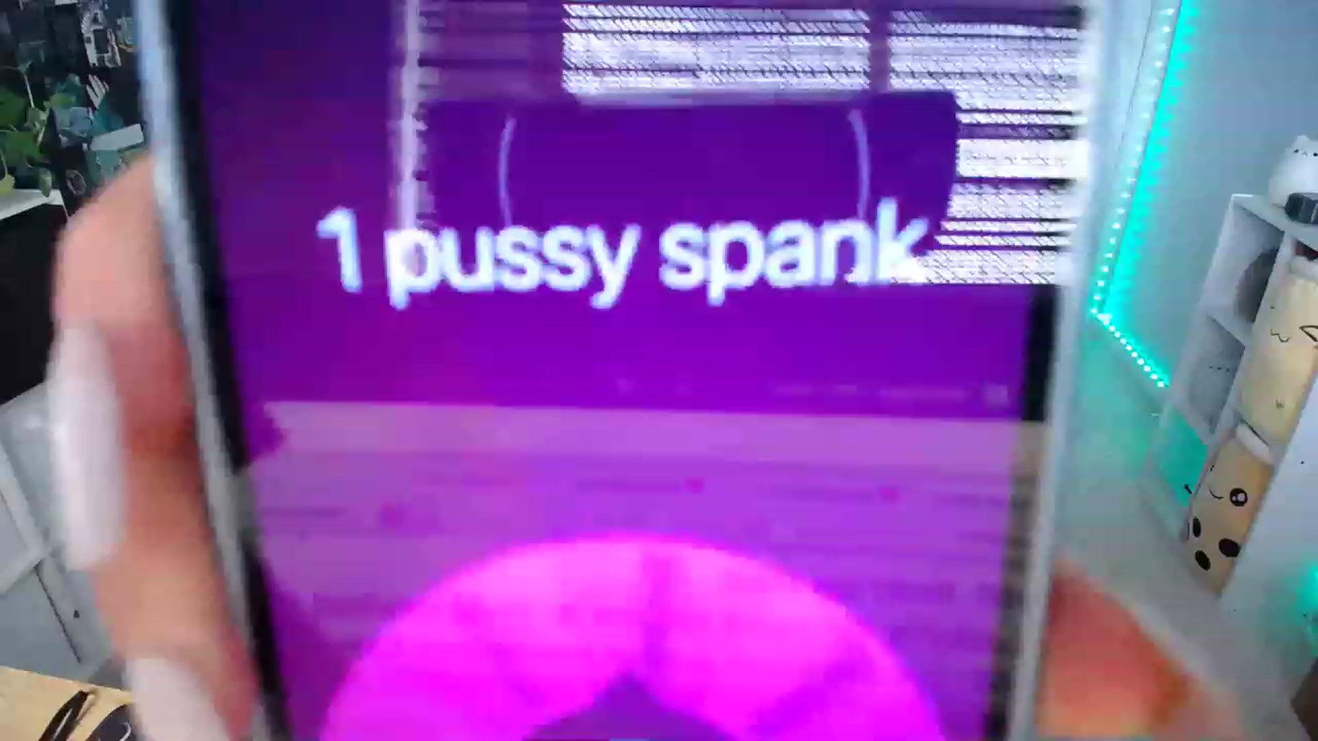 Gallery image thumbnail from EmilyTokes's myfreecams stream on, 05/16/2023, 17:49 image 18 of 20