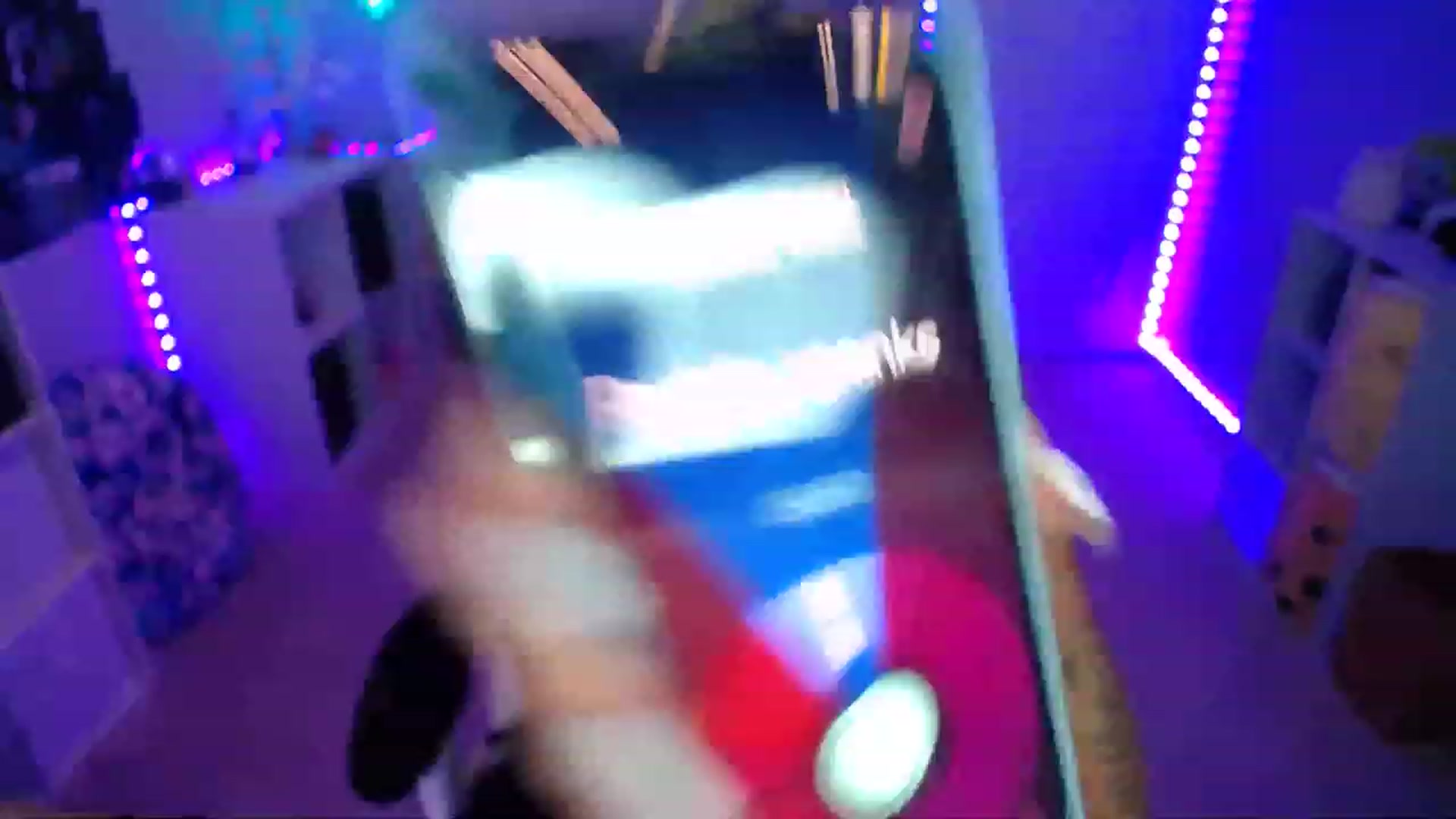 Gallery image thumbnail from EmilyTokes's myfreecams stream on, 05/20/2023, 06:23 image 19 of 20