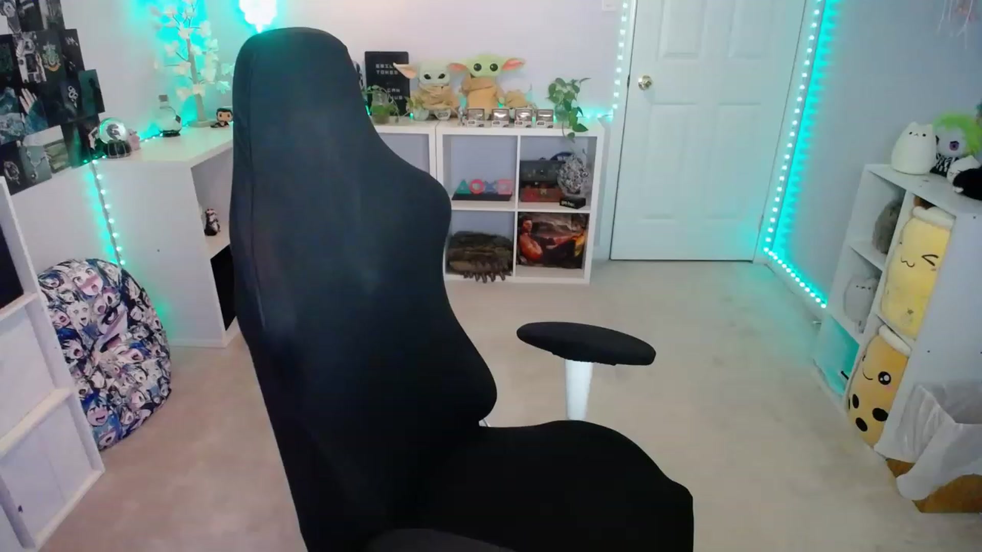 Gallery image thumbnail from EmilyTokes's myfreecams stream on, 05/21/2023, 04:54 image 15 of 20