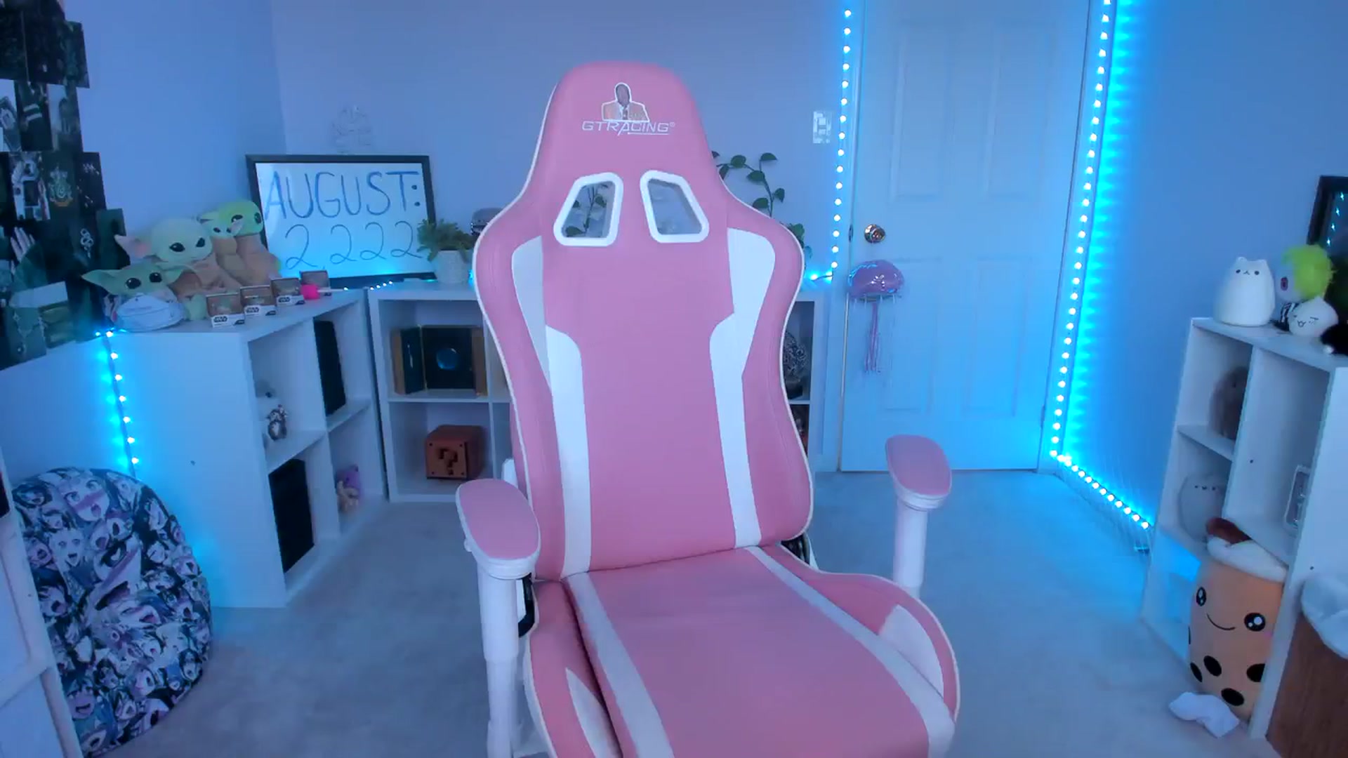 Gallery image thumbnail from EmilyTokes's myfreecams stream on, 08/09/2023, 17:13 image 5 of 20