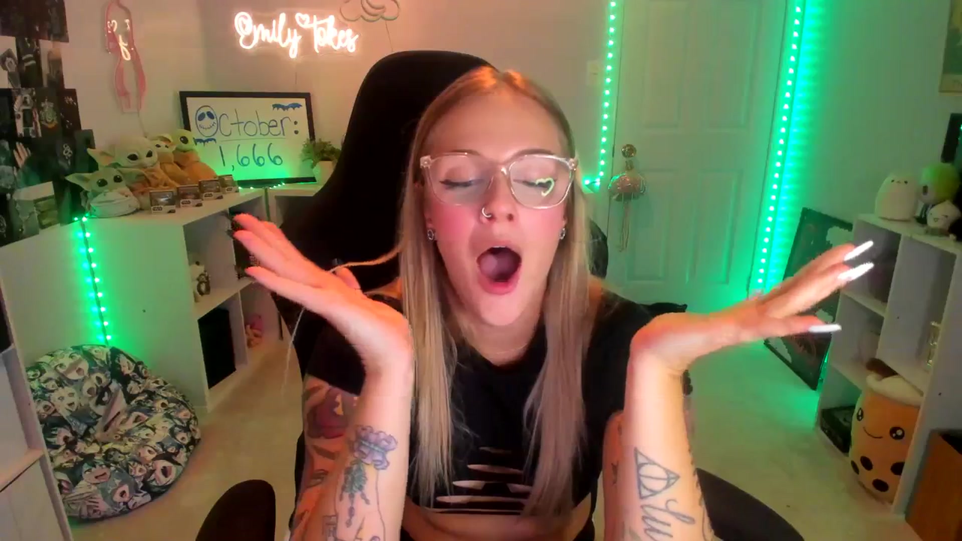 Gallery image thumbnail from EmilyTokes's myfreecams stream on, 10/03/2023, 02:26 image 20 of 20