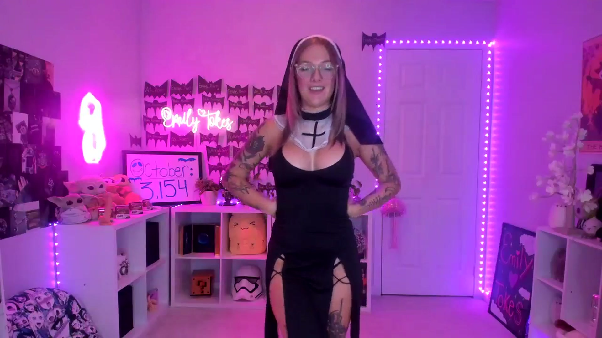 Gallery image thumbnail from EmilyTokes's myfreecams stream on, 10/07/2023, 03:16 image 18 of 20