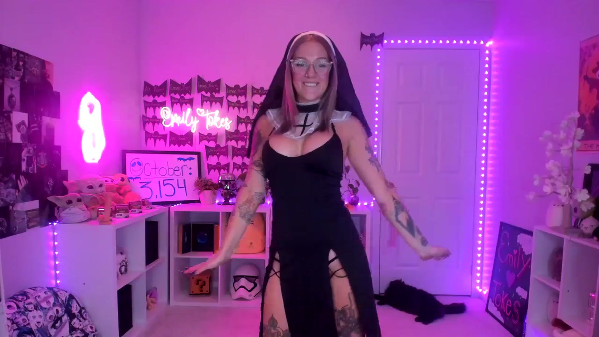 Gallery image thumbnail from EmilyTokes's myfreecams stream on, 10/07/2023, 03:16 image 9 of 20