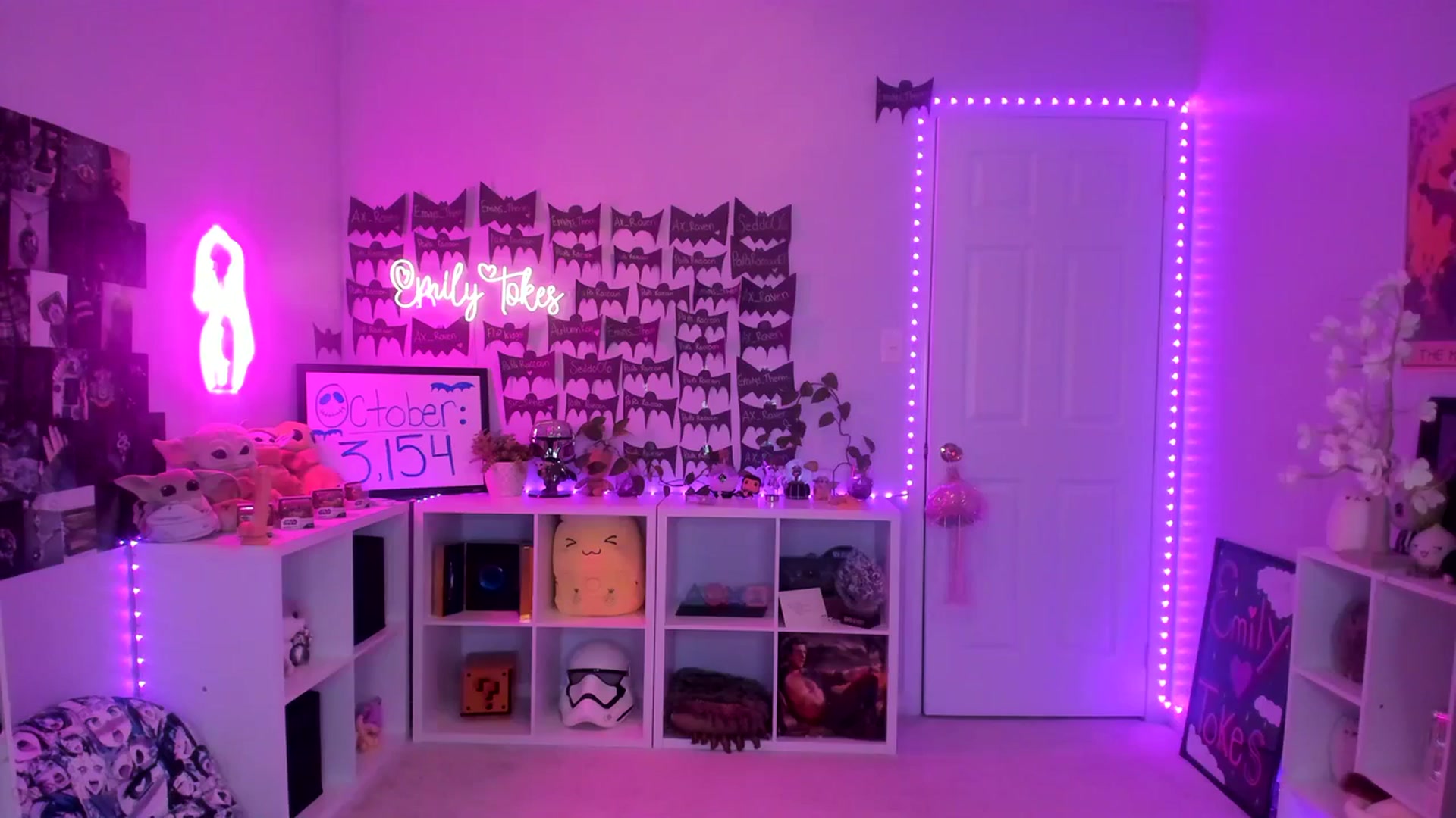Gallery image thumbnail from EmilyTokes's myfreecams stream on, 10/07/2023, 03:16 image 15 of 20