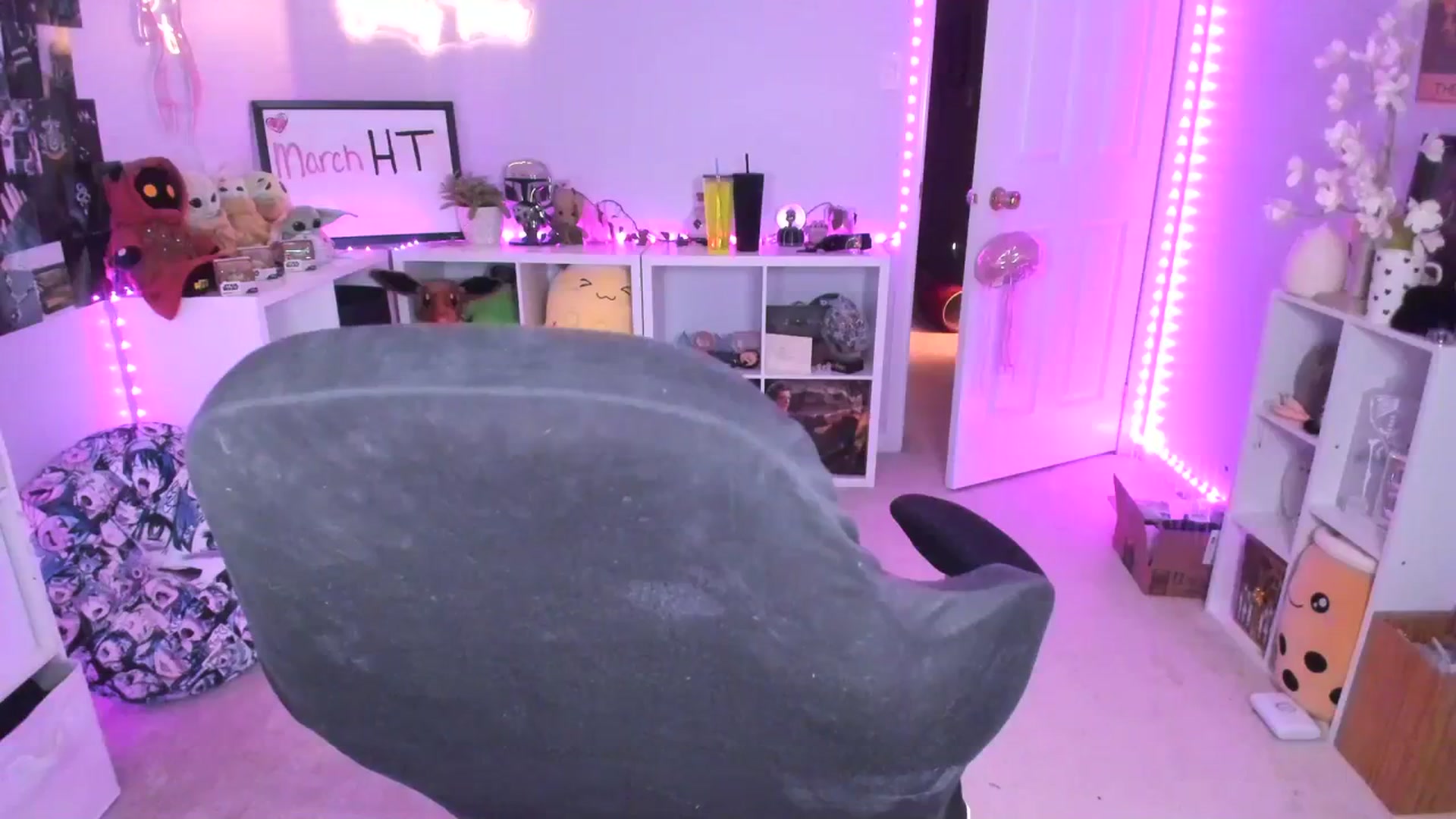 Gallery image thumbnail from EmilyTokes's myfreecams stream on, 03/08/2024, 03:28 image 20 of 20