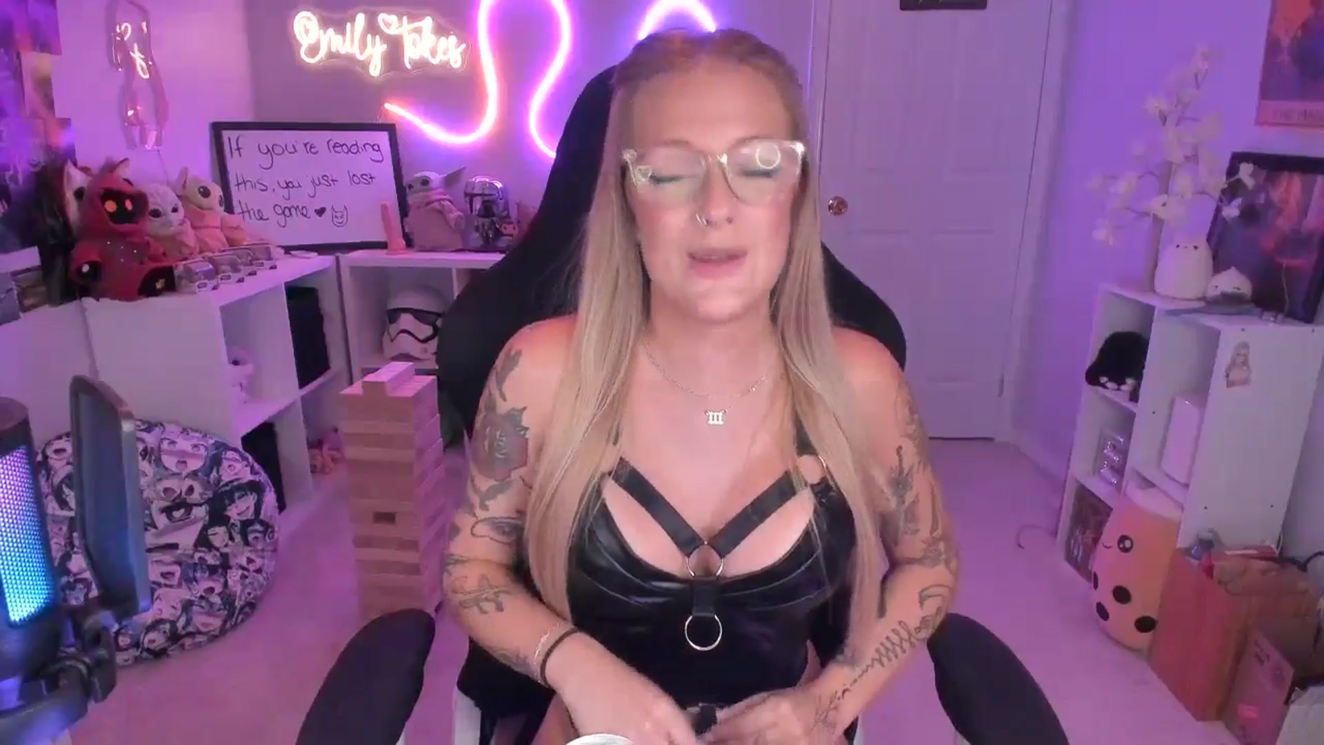 Gallery image thumbnail from EmilyTokes's myfreecams stream on, 07/07/2024, 03:58 image 19 of 20