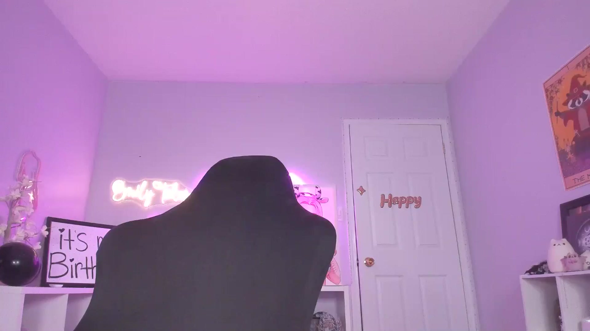 Gallery image thumbnail from EmilyTokes's myfreecams stream on, 08/24/2024, 08:53 image 10 of 20
