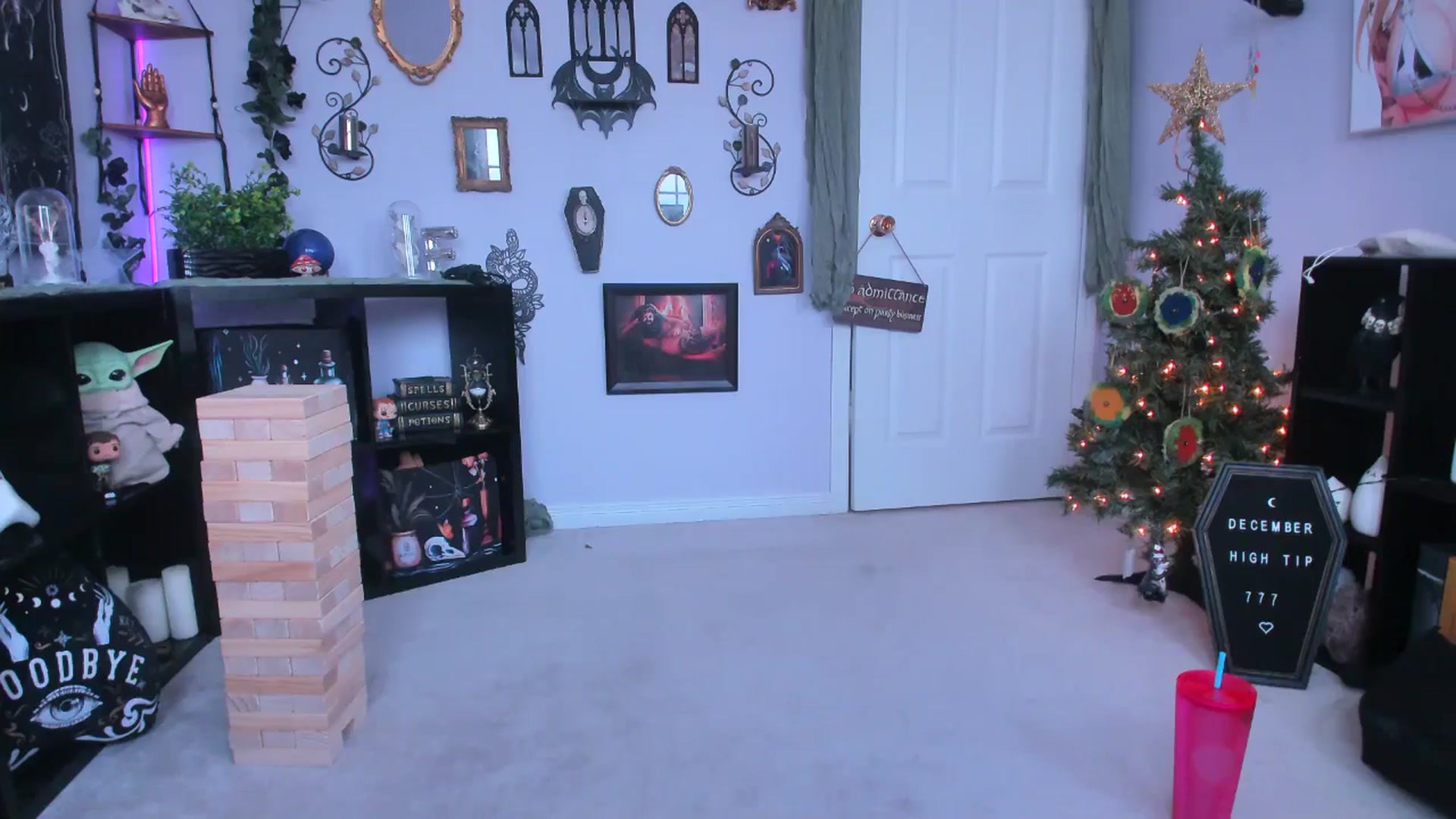 Gallery image thumbnail from EmilyTokes's myfreecams stream on, 12/12/2024, 17:16 image 16 of 20