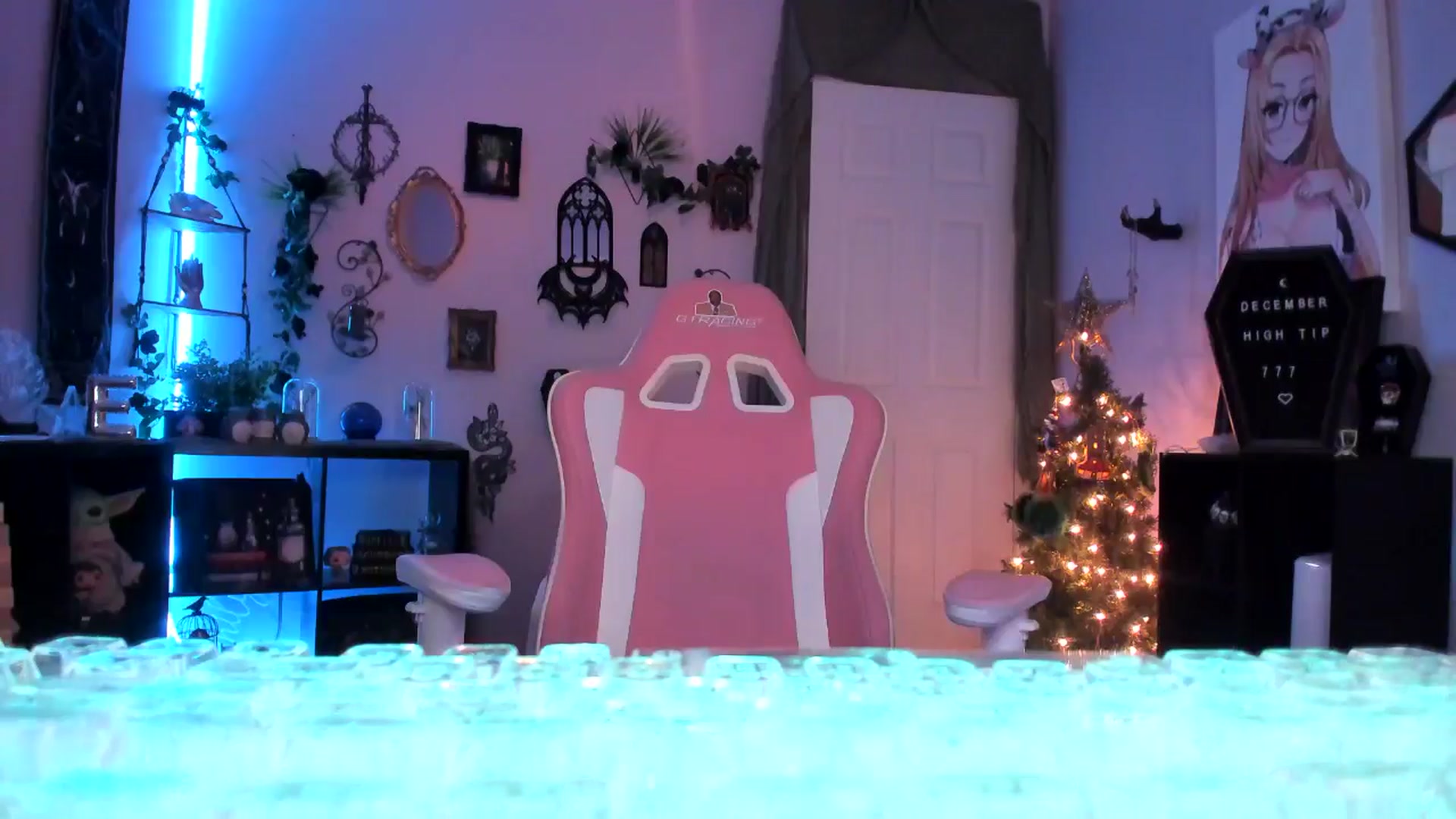Gallery image thumbnail from EmilyTokes's myfreecams stream on, 01/01/2025, 05:55 image 20 of 20