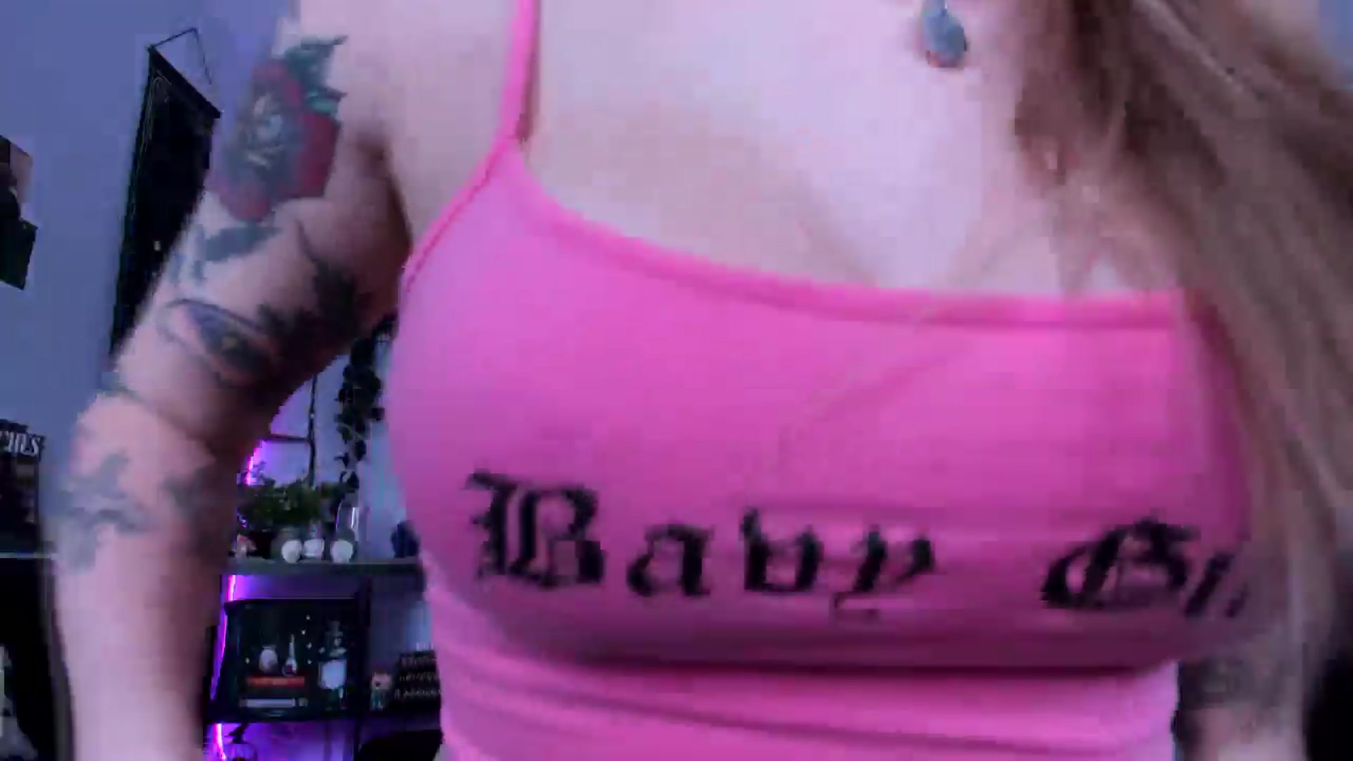 Gallery image thumbnail from EmilyTokes's myfreecams stream on, 01/07/2025, 19:39 image 8 of 20