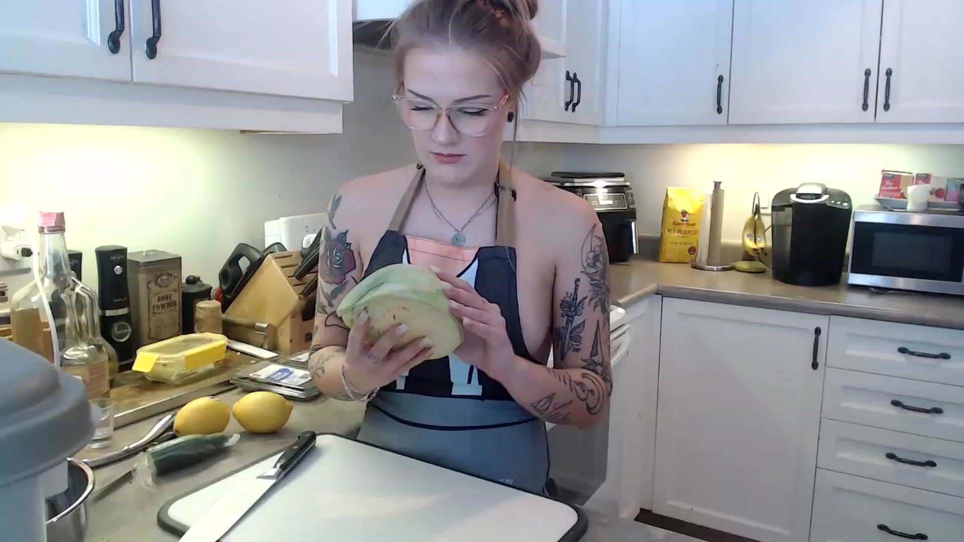 Gallery image thumbnail from EmilyTokes's myfreecams stream on, 01/08/2025, 17:49 image 1 of 20