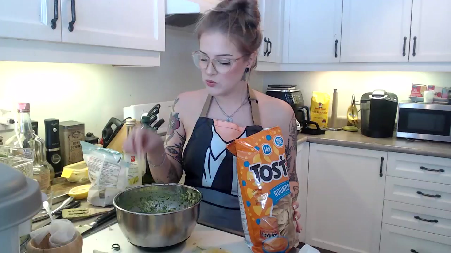 Gallery image thumbnail from EmilyTokes's myfreecams stream on, 01/08/2025, 17:49 image 18 of 20