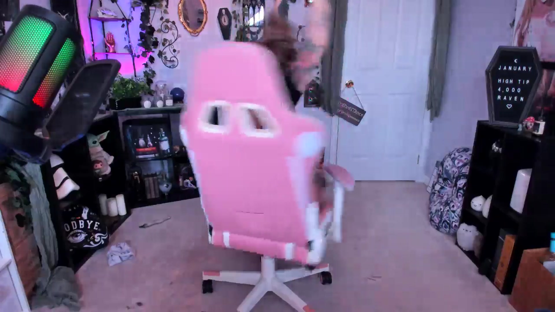 Gallery image thumbnail from EmilyTokes's myfreecams stream on, 01/27/2025, 18:41 image 8 of 20