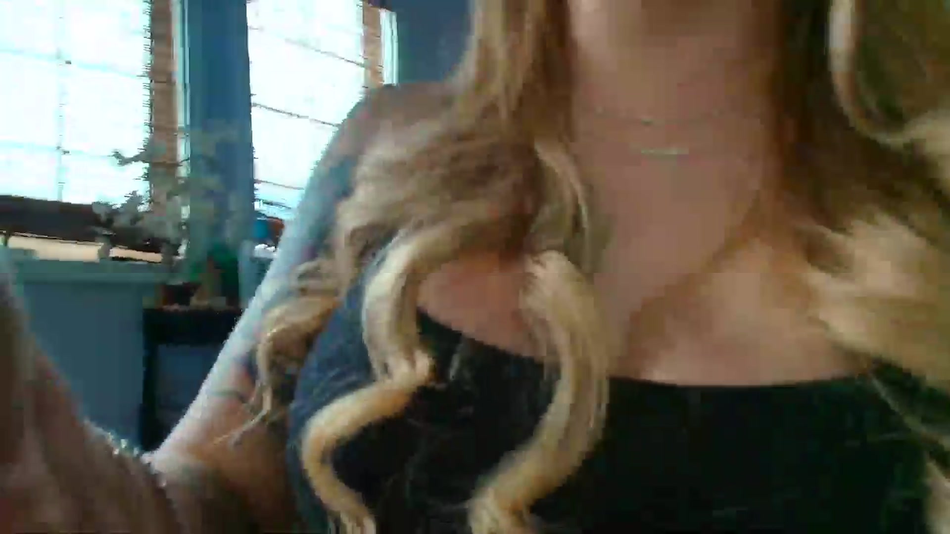 Gallery image thumbnail from EmilyTokes's myfreecams stream on, 06/13/2025, 17:12 image 5 of 20
