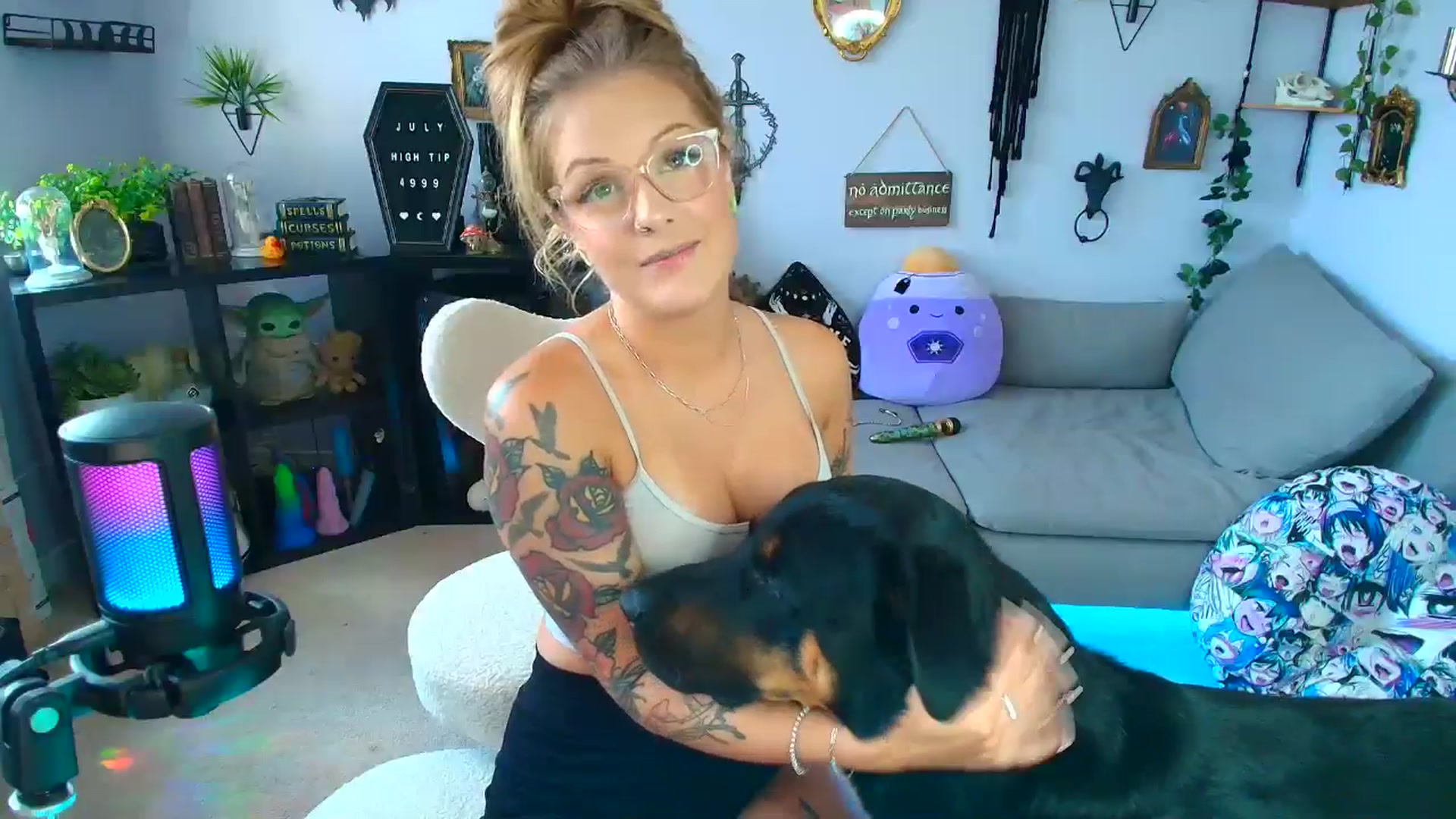 Gallery image thumbnail from EmilyTokes's myfreecams stream on, 07/11/2025, 16:15 image 9 of 20