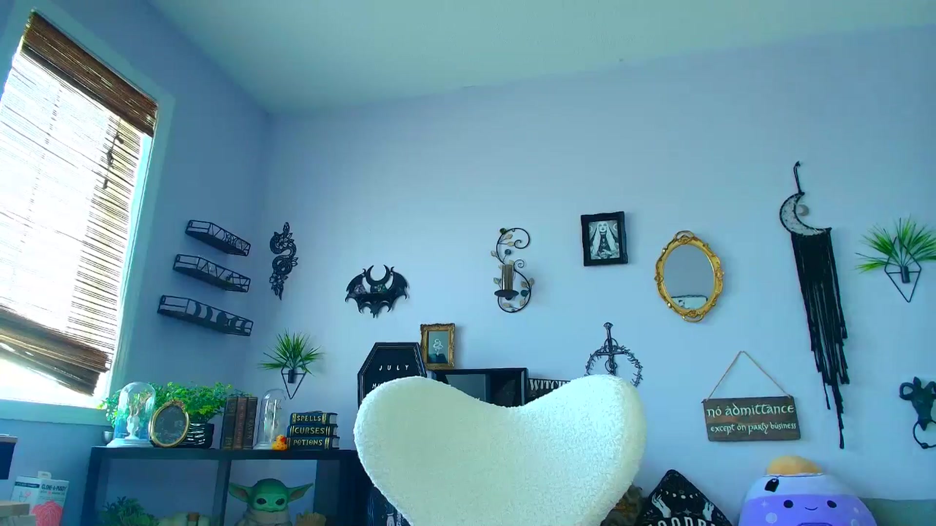 Gallery image thumbnail from EmilyTokes's myfreecams stream on, 07/11/2025, 16:15 image 15 of 20