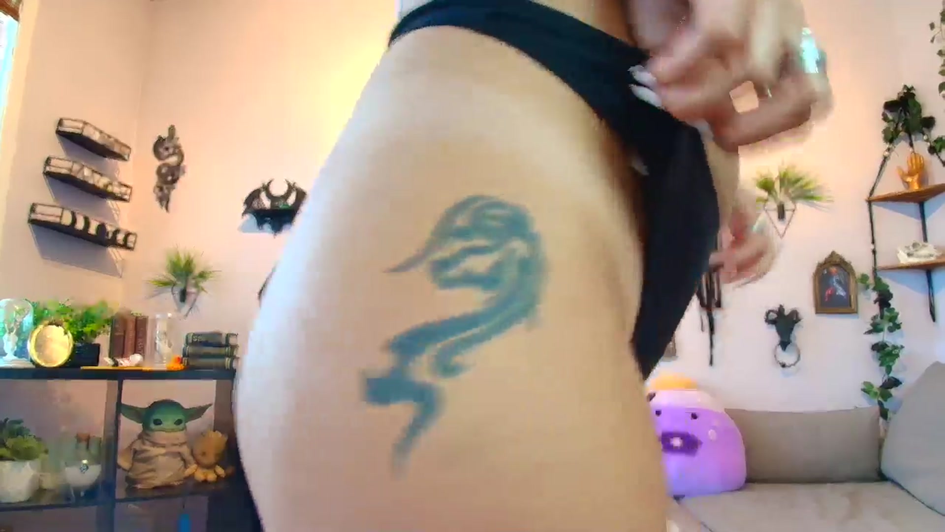 Gallery image thumbnail from EmilyTokes's myfreecams stream on, 07/15/2025, 17:54 image 2 of 20
