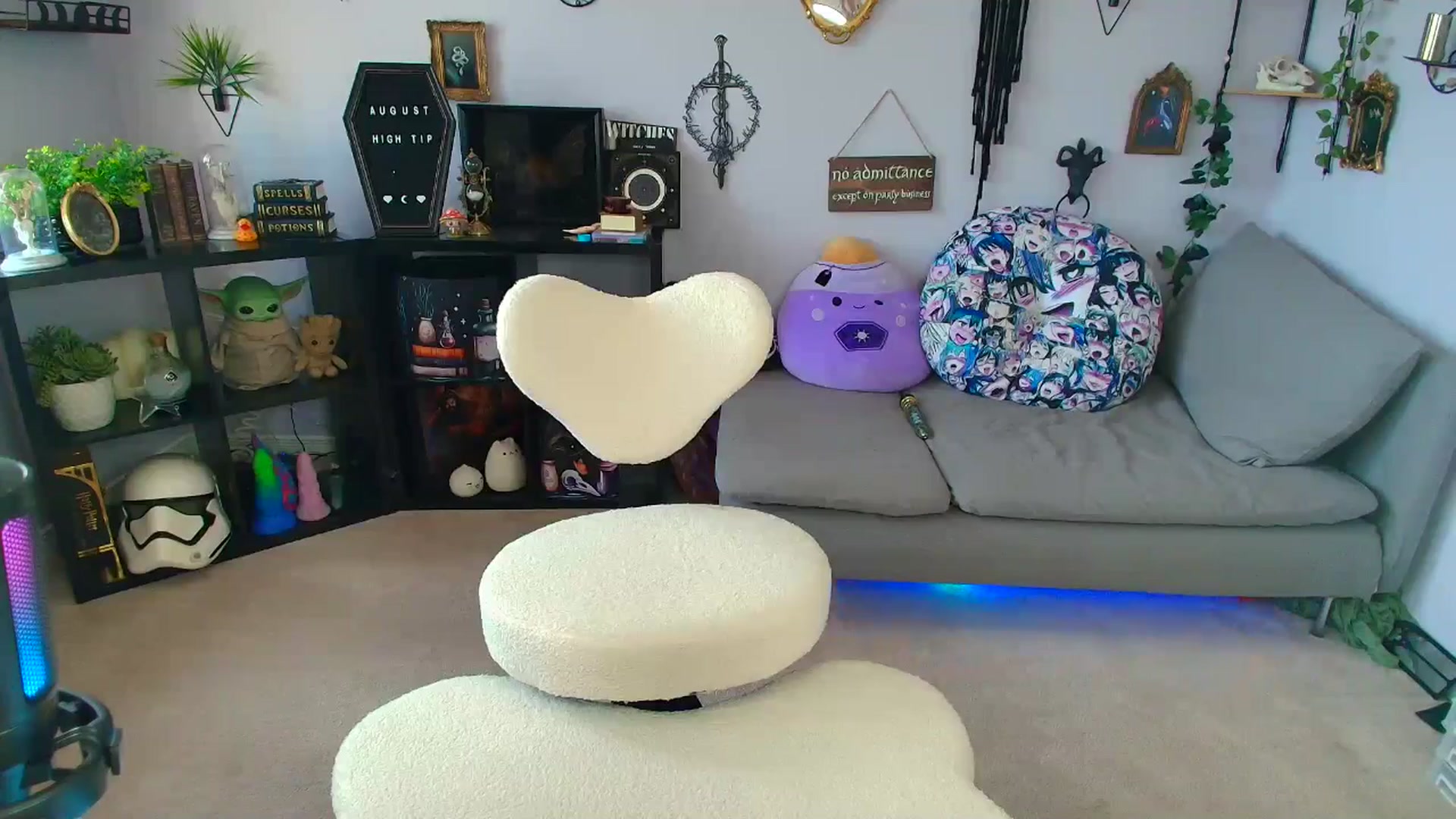 Gallery image thumbnail from EmilyTokes's myfreecams stream on, 08/01/2025, 17:03 image 3 of 20