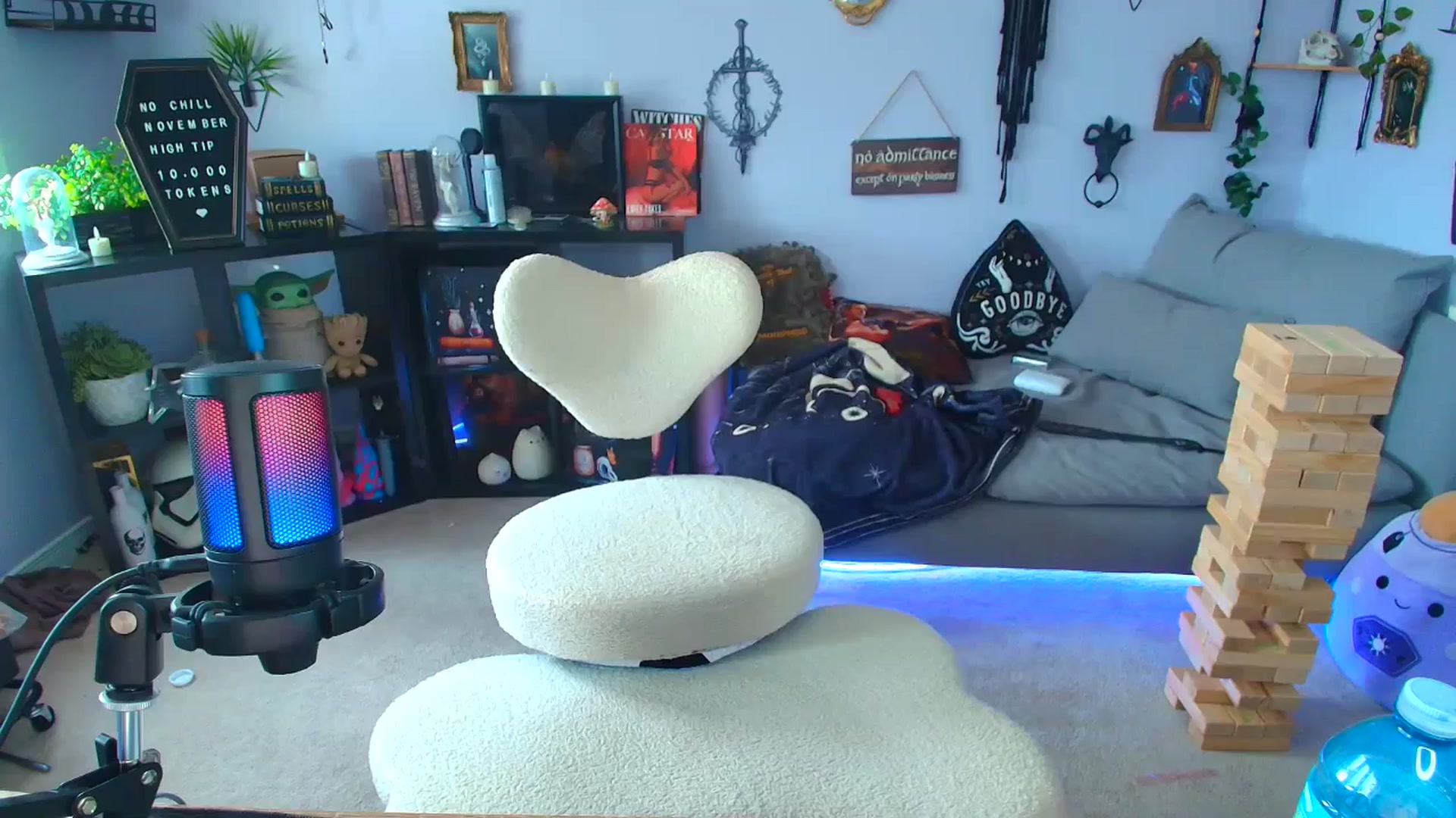 Gallery image thumbnail from EmilyTokes's myfreecams stream on, 11/18/2025, 17:29 image 12 of 20