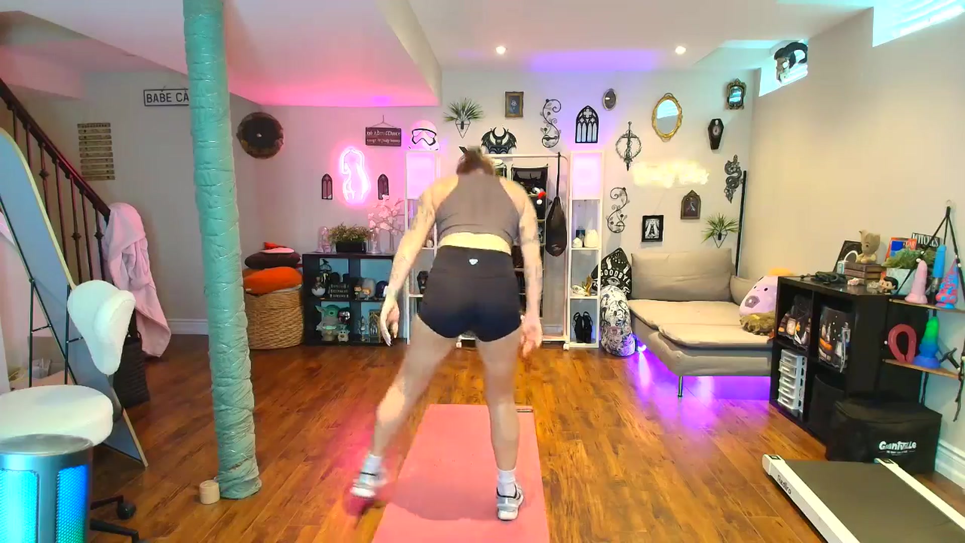 Gallery image thumbnail from EmilyTokes's myfreecams stream on, 01/08/2026, 18:28 image 13 of 20