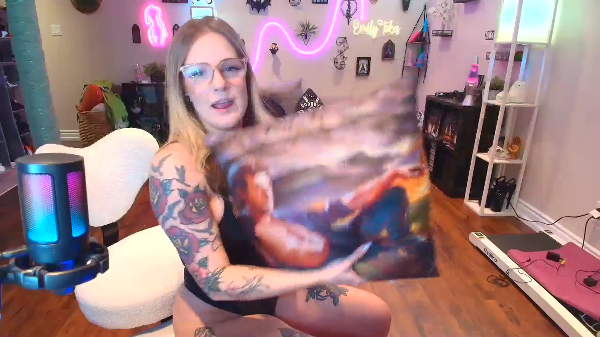 Gallery image thumbnail from EmilyTokes's myfreecams stream on, 04/08/2026, 17:45 image 2 of 20