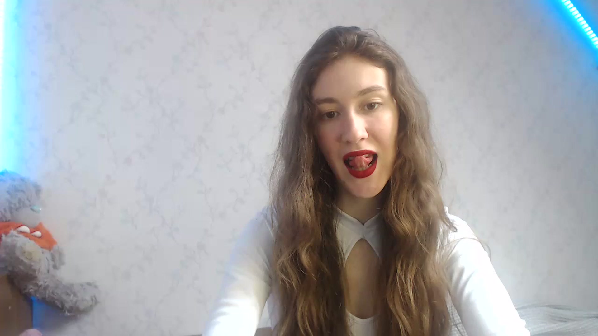 Gallery image thumbnail from EmilyWall's myfreecams stream on, 12/18/2023, 10:53 image 3 of 20