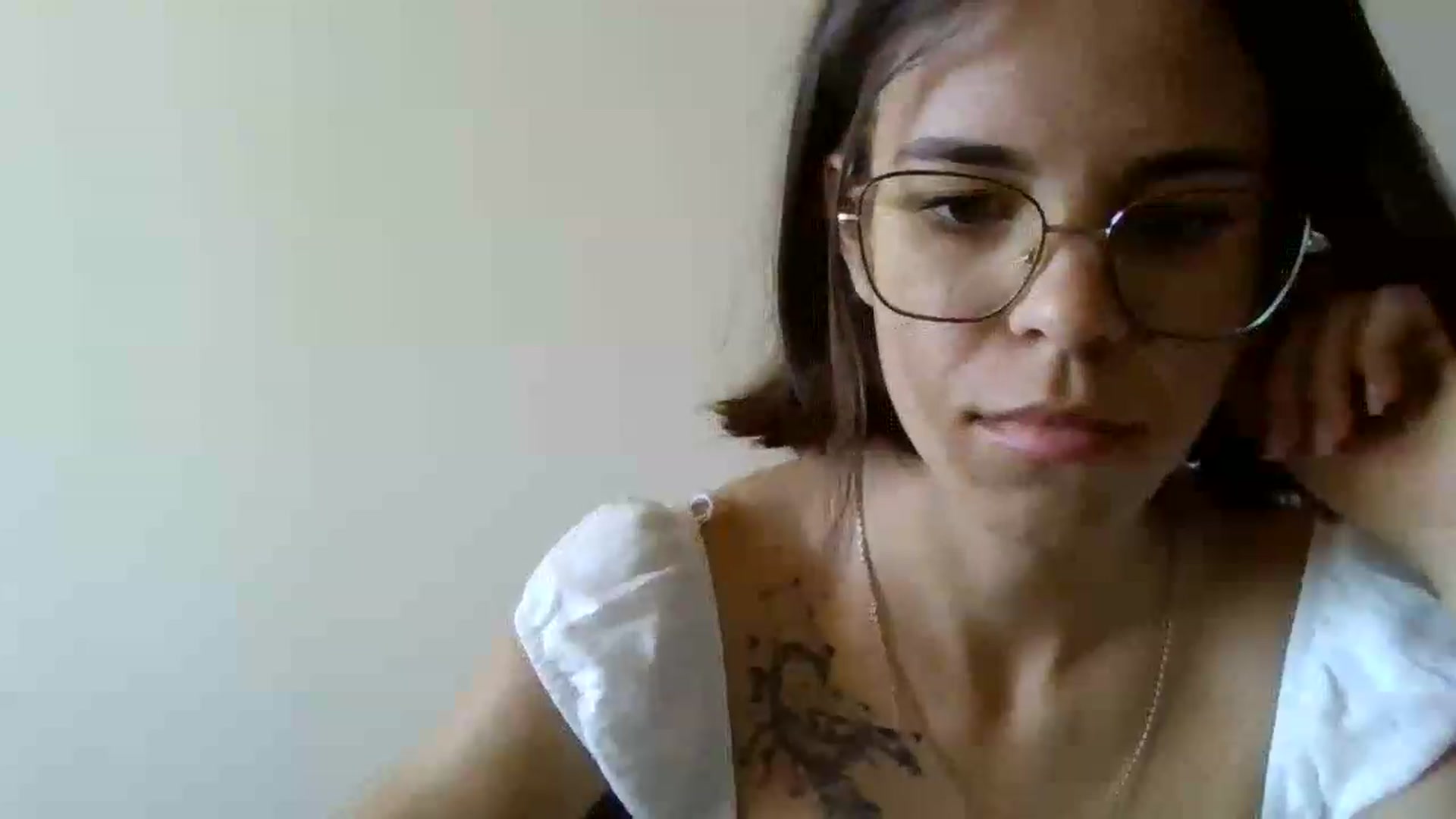 Gallery image thumbnail from EmilyWills's myfreecams stream on, 10/30/2025, 12:36 image 9 of 20