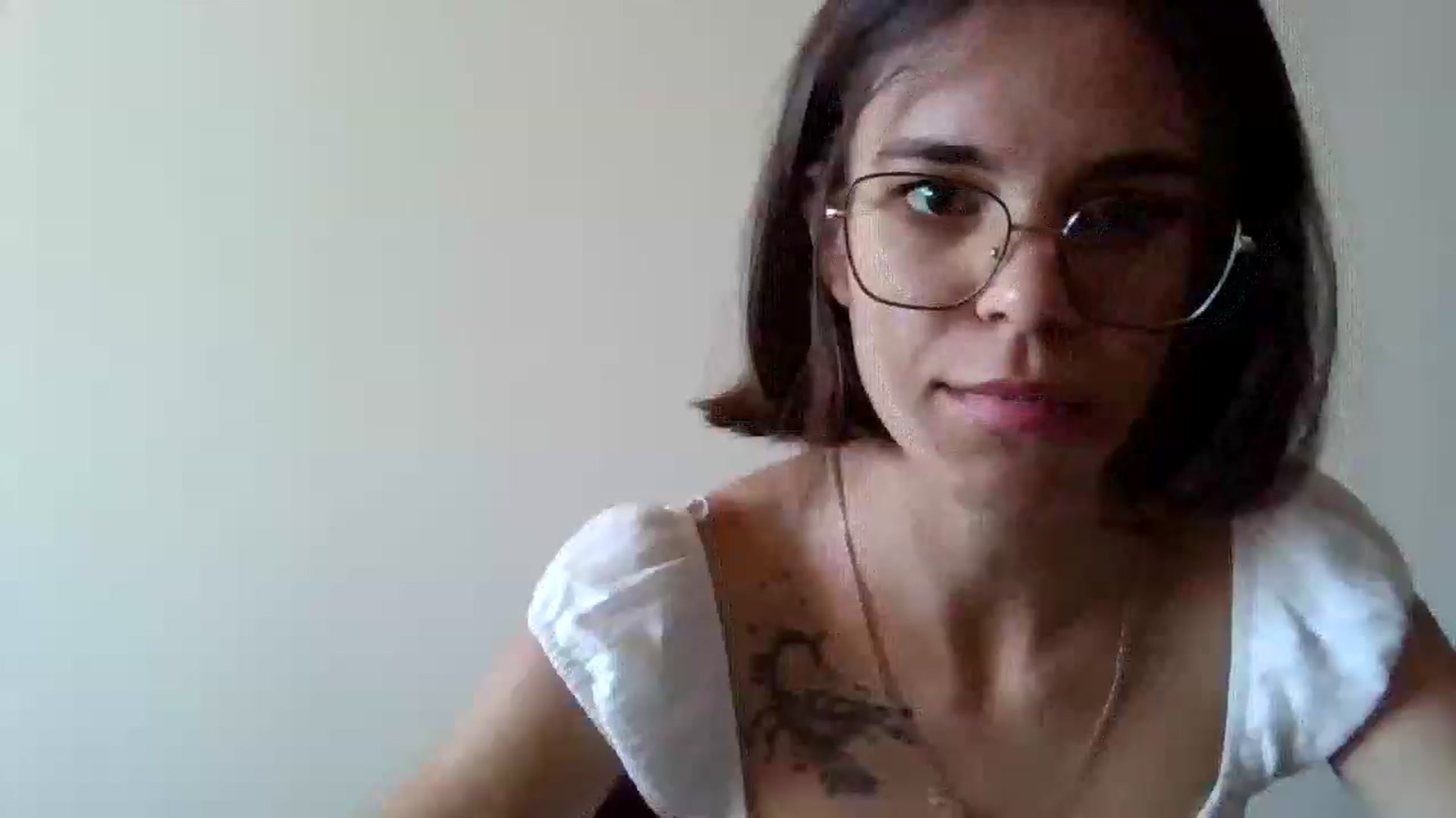 Gallery image thumbnail from EmilyWills's myfreecams stream on, 10/30/2025, 12:36 image 13 of 20