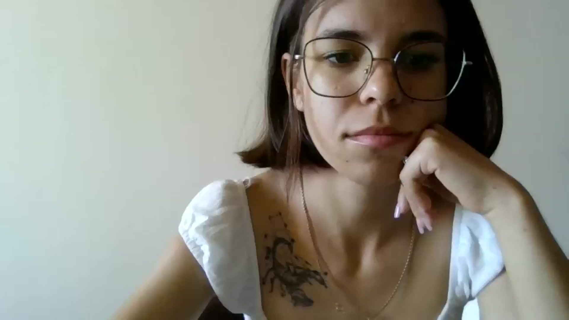 Gallery image thumbnail from EmilyWills's myfreecams stream on, 10/30/2025, 12:36 image 8 of 20