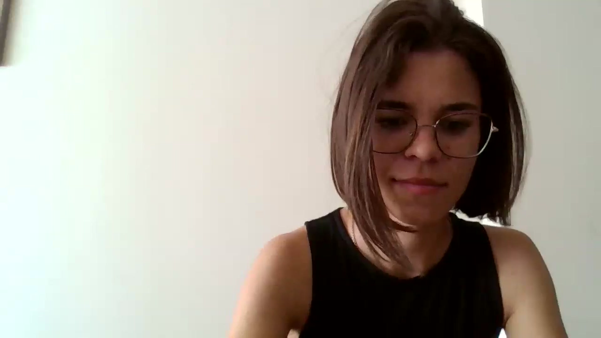Gallery image thumbnail from EmilyWills's myfreecams stream on, 10/31/2025, 10:21 image 16 of 20