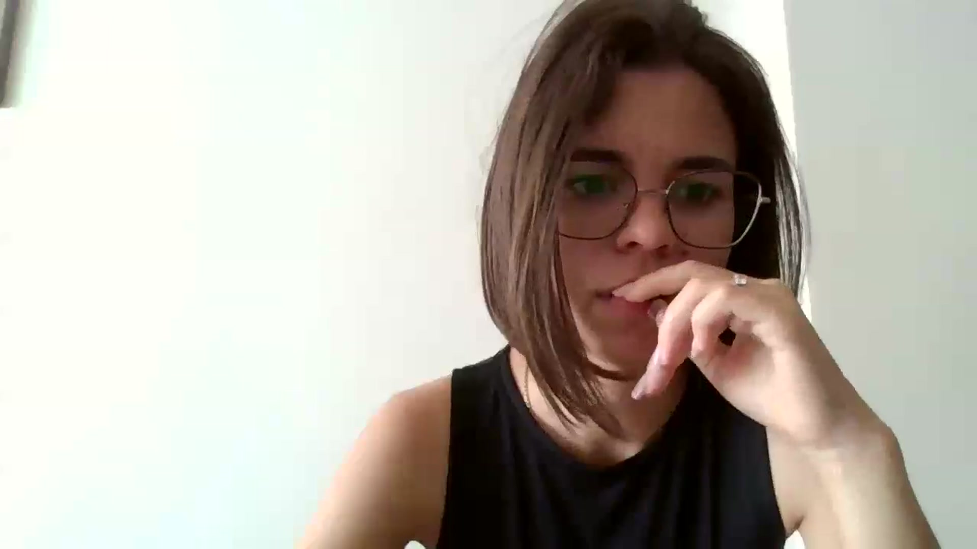Gallery image thumbnail from EmilyWills's myfreecams stream on, 10/31/2025, 10:21 image 15 of 20