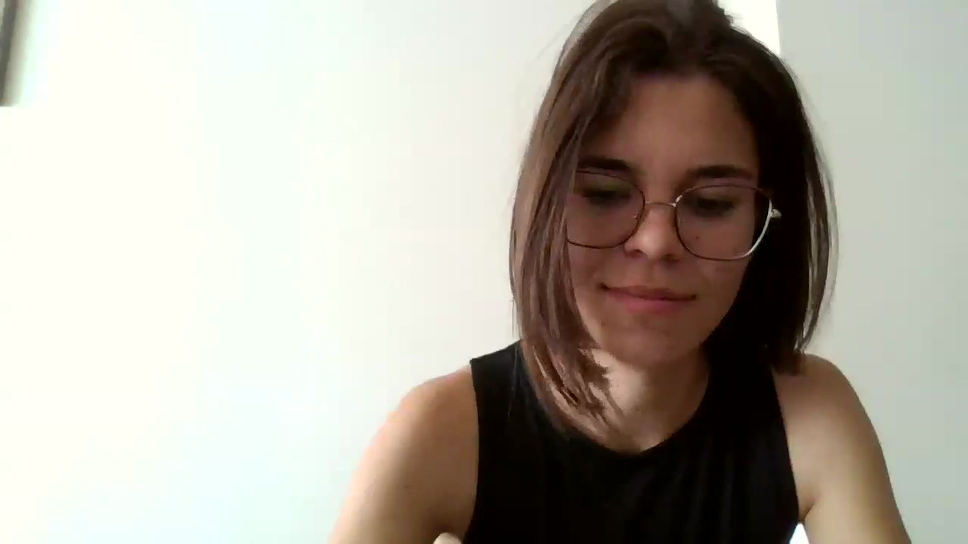 Gallery image thumbnail from EmilyWills's myfreecams stream on, 10/31/2025, 10:21 image 10 of 20