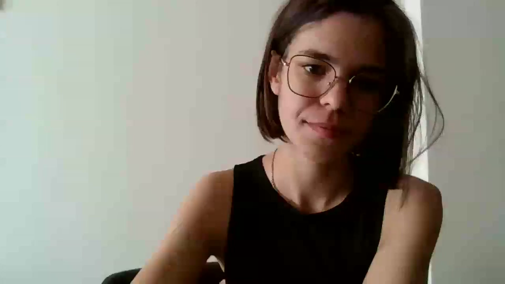 Gallery image thumbnail from EmilyWills's myfreecams stream on, 10/31/2025, 11:04 image 12 of 20