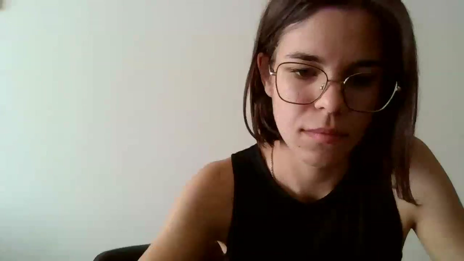 Gallery image thumbnail from EmilyWills's myfreecams stream on, 10/31/2025, 11:04 image 14 of 20