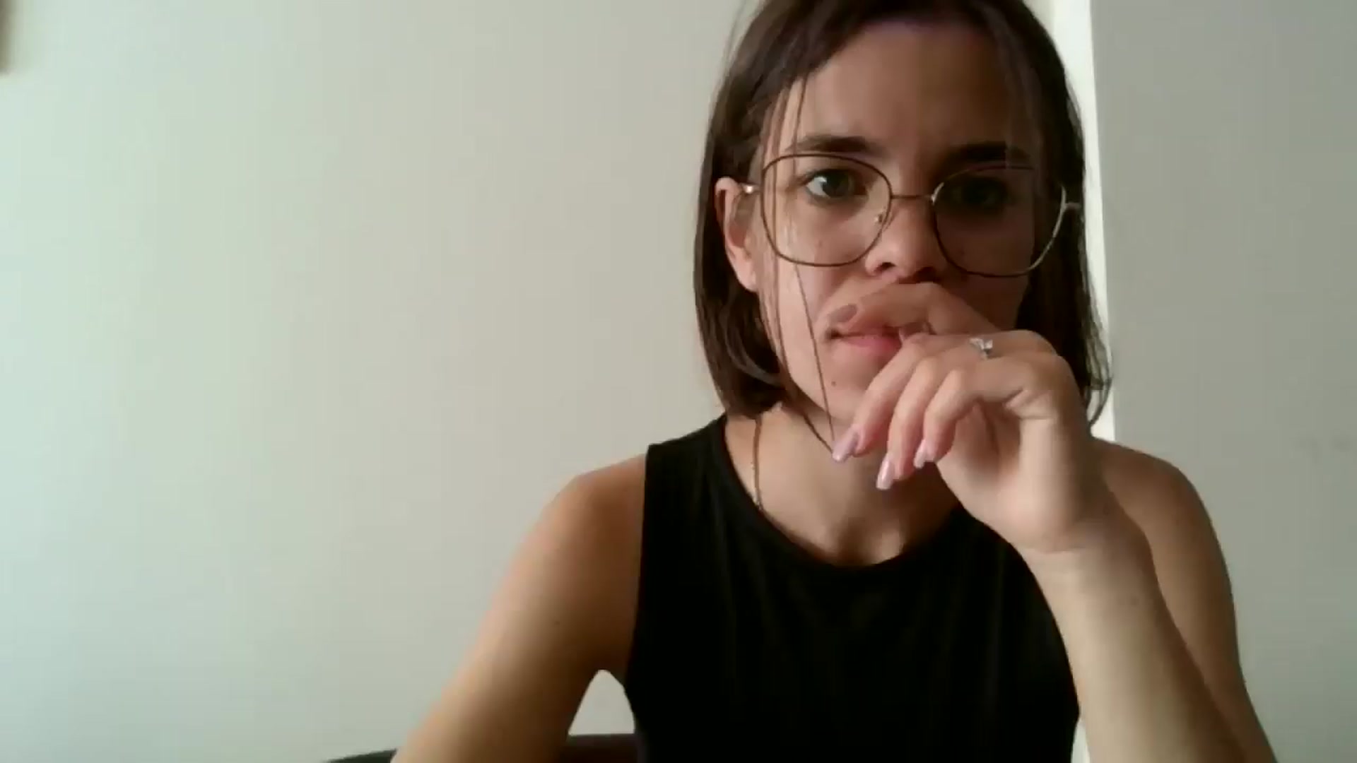 Gallery image thumbnail from EmilyWills's myfreecams stream on, 10/31/2025, 11:18 image 15 of 20