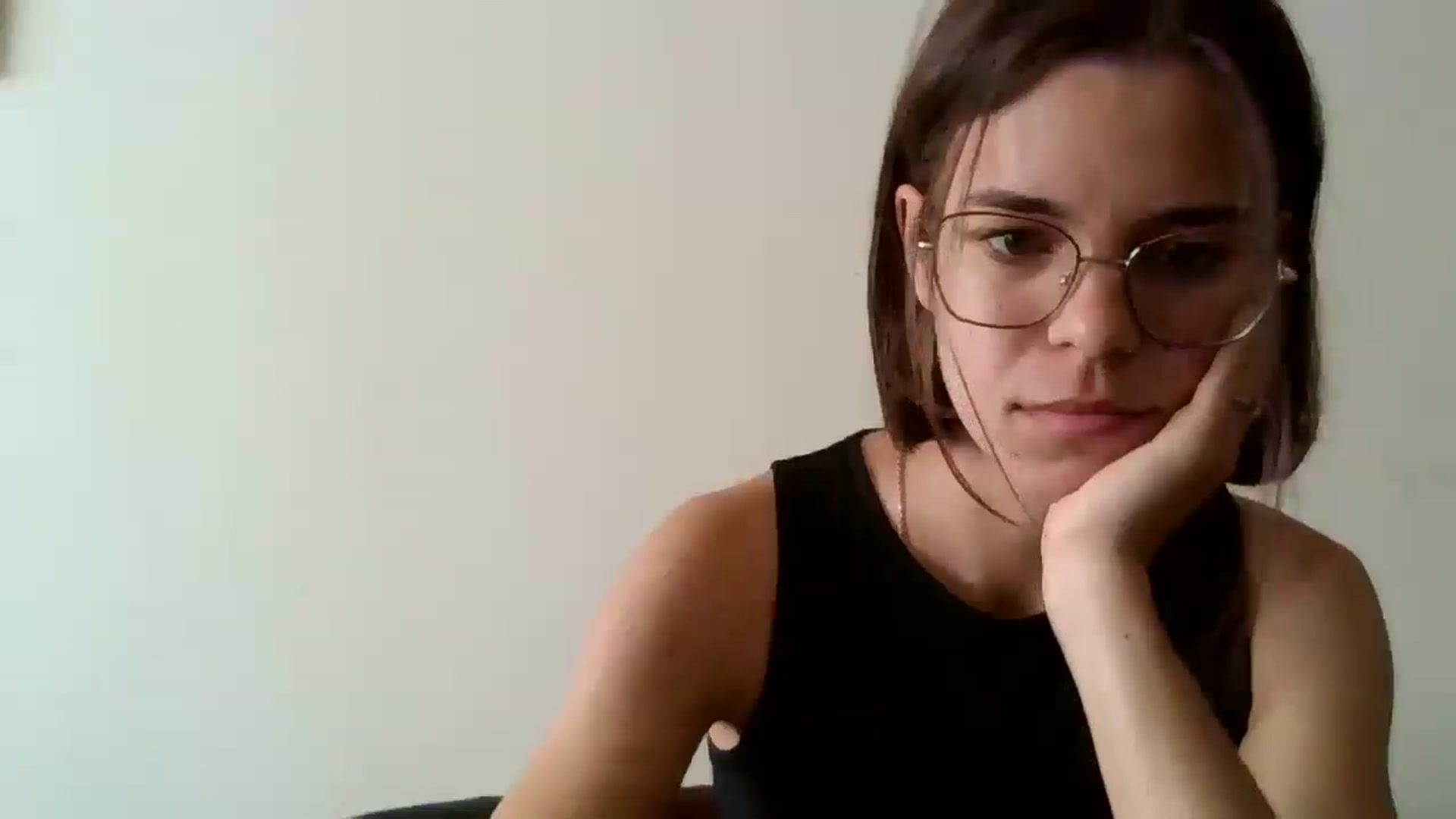 Gallery image thumbnail from EmilyWills's myfreecams stream on, 10/31/2025, 11:18 image 11 of 20