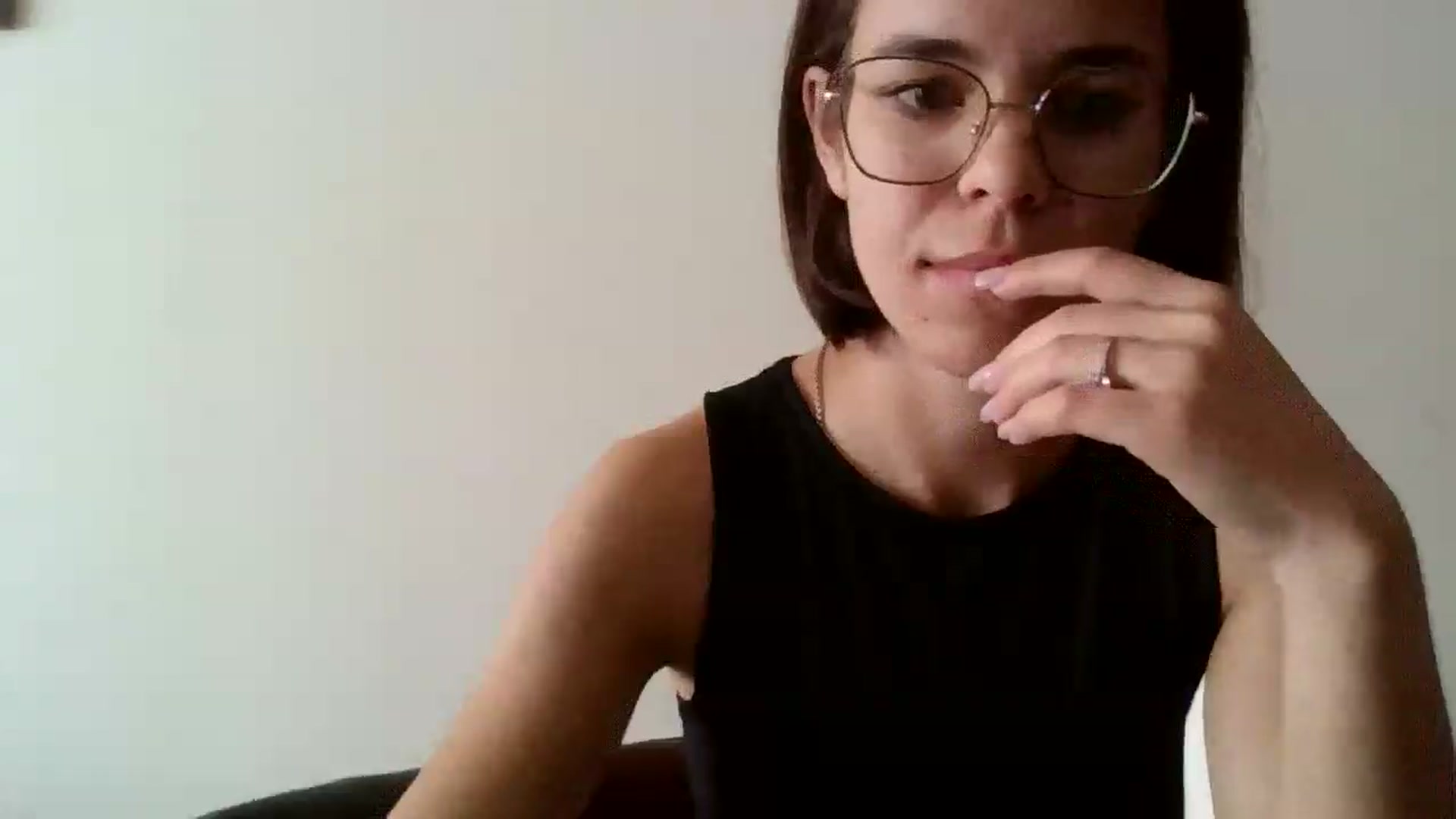 Gallery image thumbnail from EmilyWills's myfreecams stream on, 10/31/2025, 12:05 image 5 of 20
