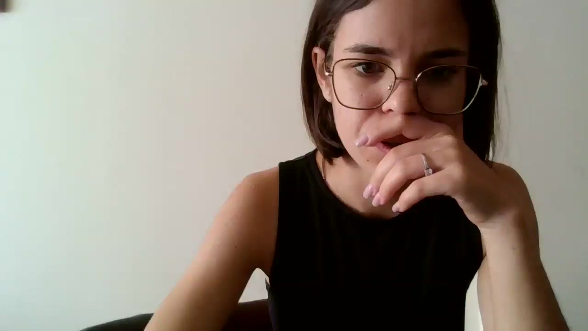 Gallery image thumbnail from EmilyWills's myfreecams stream on, 10/31/2025, 12:05 image 12 of 20