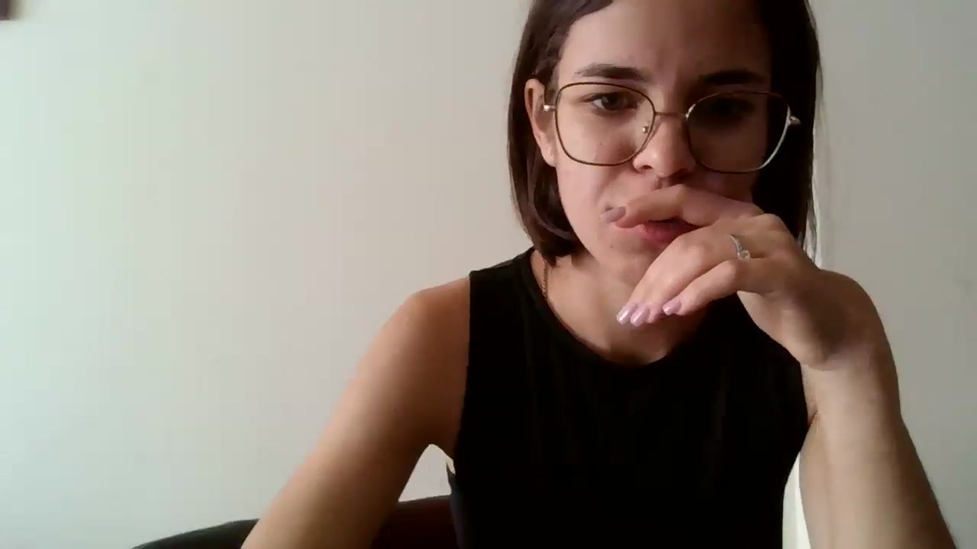 Gallery image thumbnail from EmilyWills's myfreecams stream on, 10/31/2025, 12:05 image 6 of 20