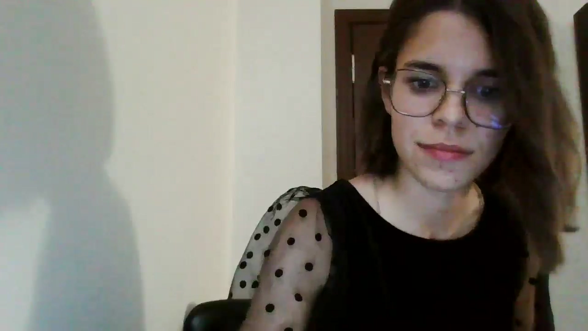 Gallery image thumbnail from EmilyWills's myfreecams stream on, 11/02/2025, 19:12 image 4 of 20