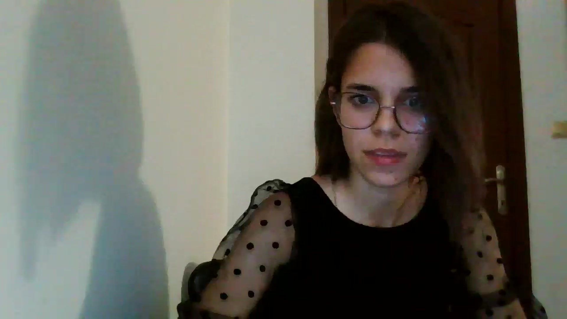Gallery image thumbnail from EmilyWills's myfreecams stream on, 11/02/2025, 19:33 image 8 of 20