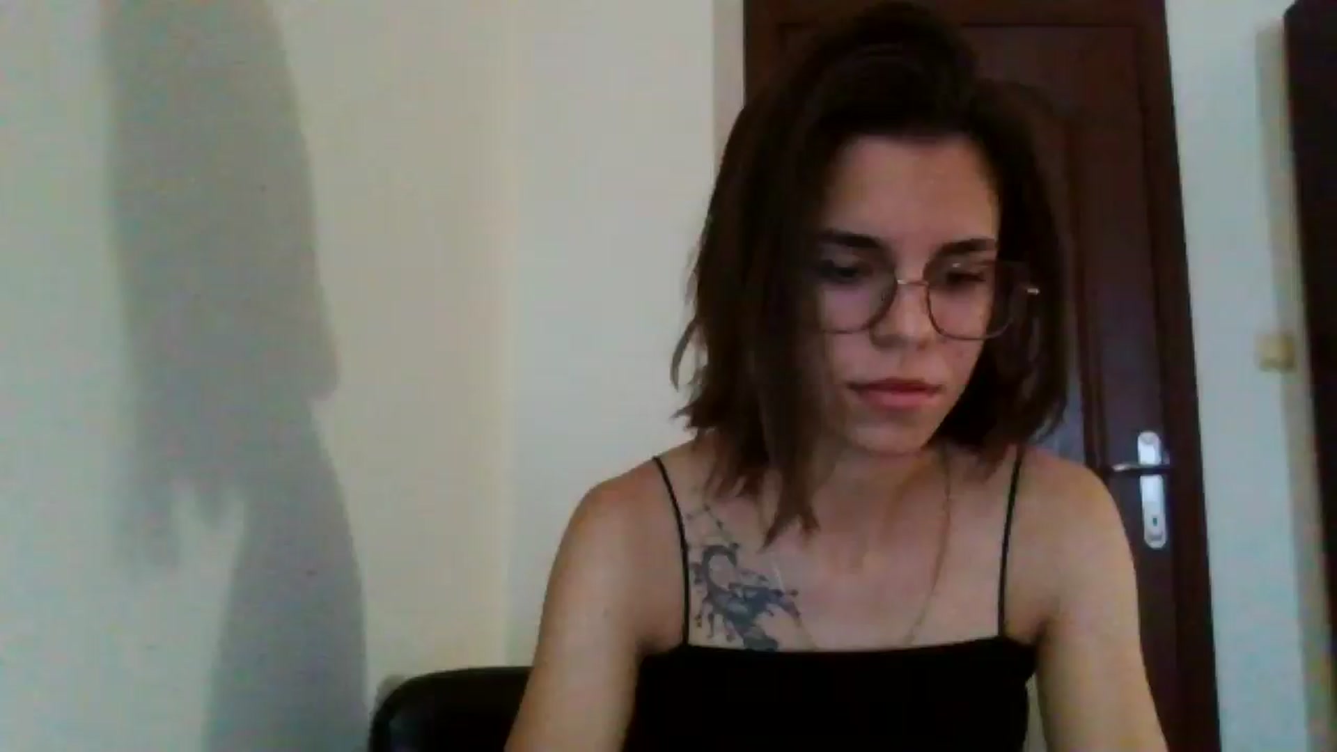 Gallery image thumbnail from EmilyWills's myfreecams stream on, 11/03/2025, 13:03 image 1 of 20