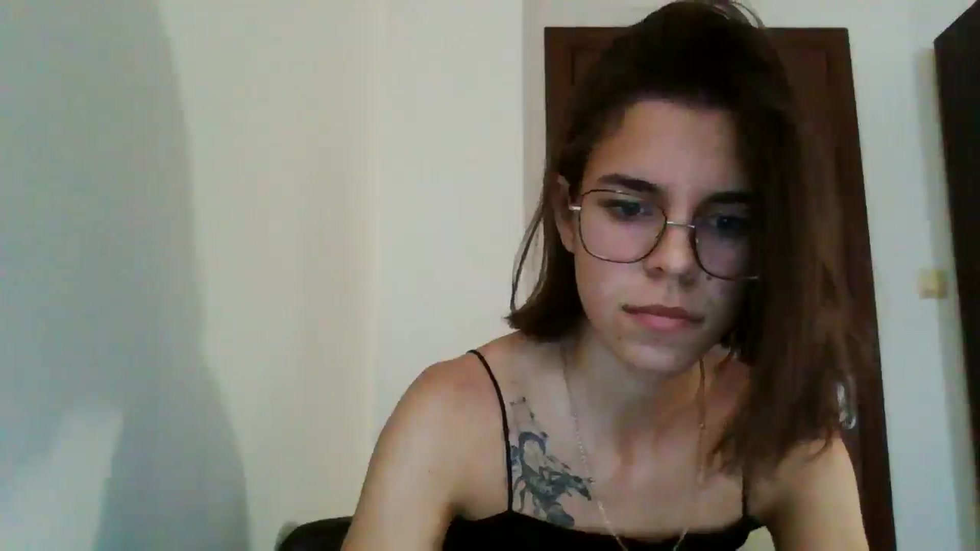Gallery image thumbnail from EmilyWills's myfreecams stream on, 11/03/2025, 13:03 image 17 of 20