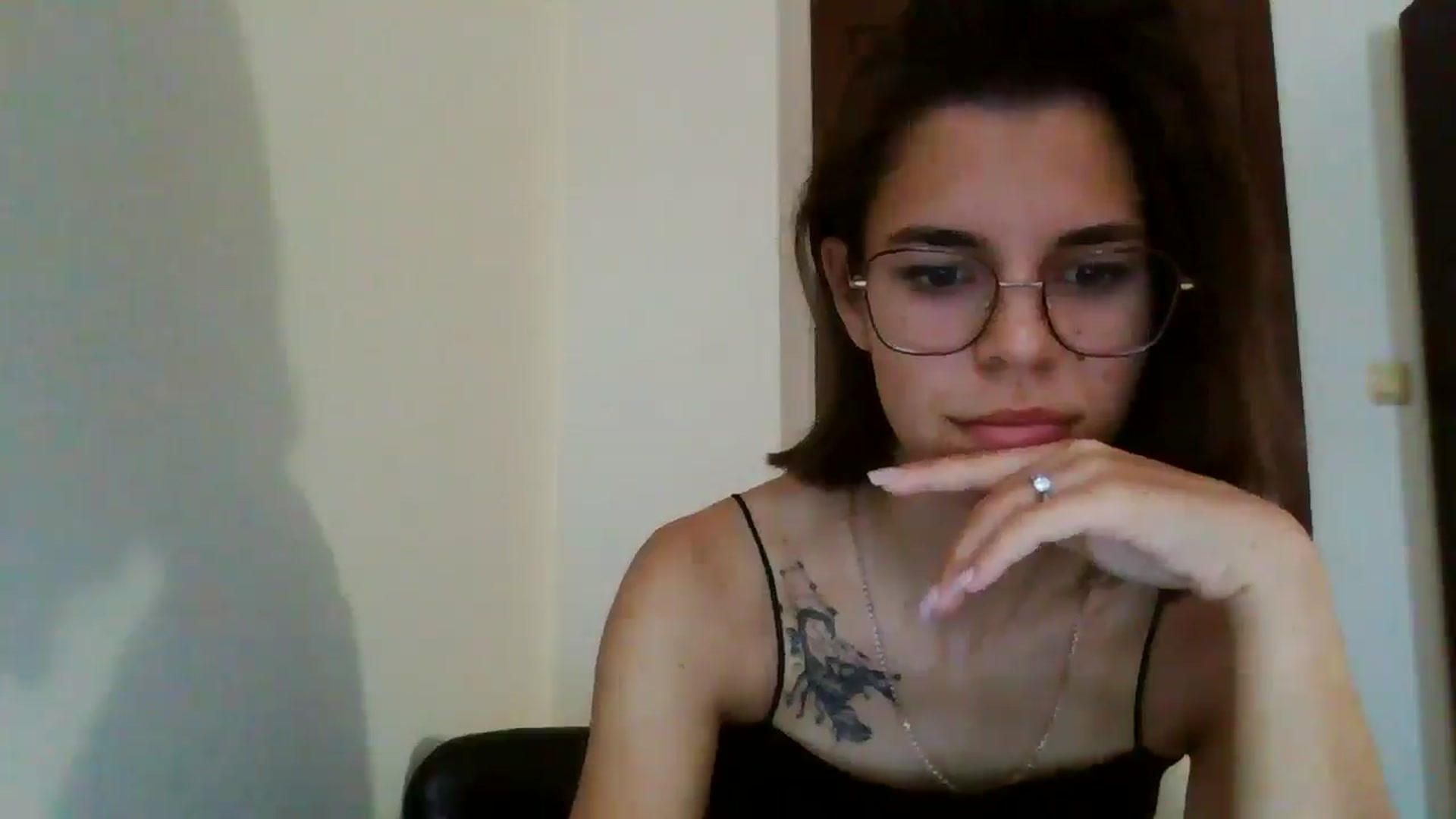 Gallery image thumbnail from EmilyWills's myfreecams stream on, 11/03/2025, 13:03 image 5 of 20