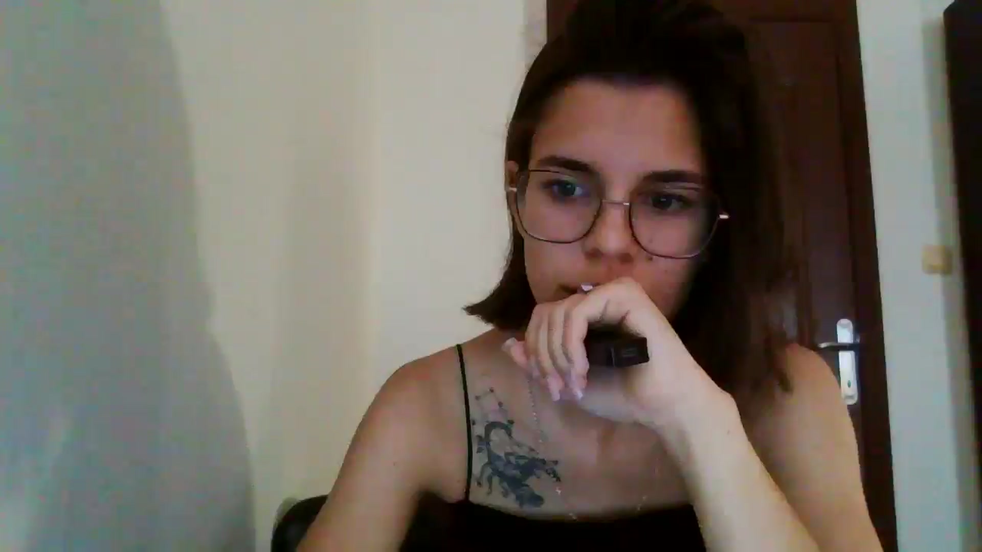 Gallery image thumbnail from EmilyWills's myfreecams stream on, 11/03/2025, 13:03 image 11 of 20