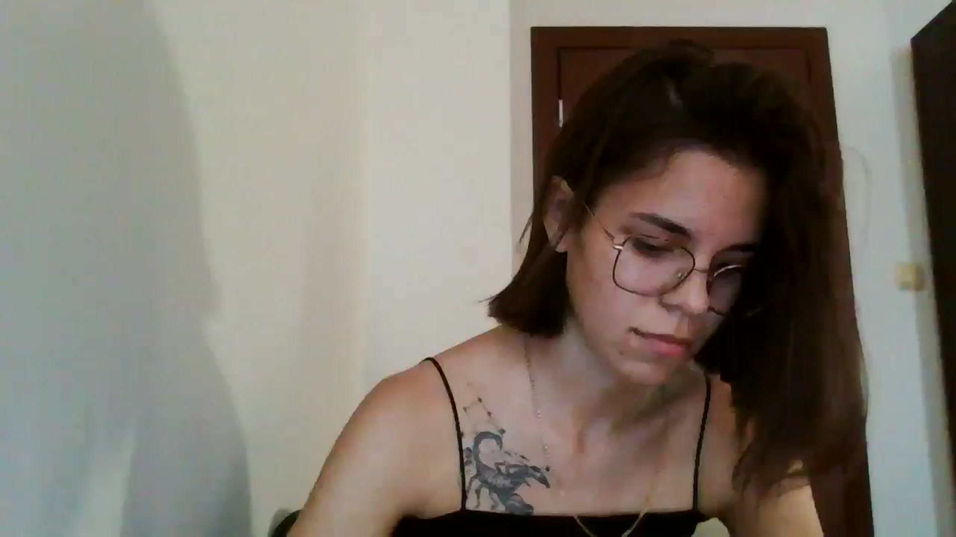 Gallery image thumbnail from EmilyWills's myfreecams stream on, 11/03/2025, 13:03 image 19 of 20