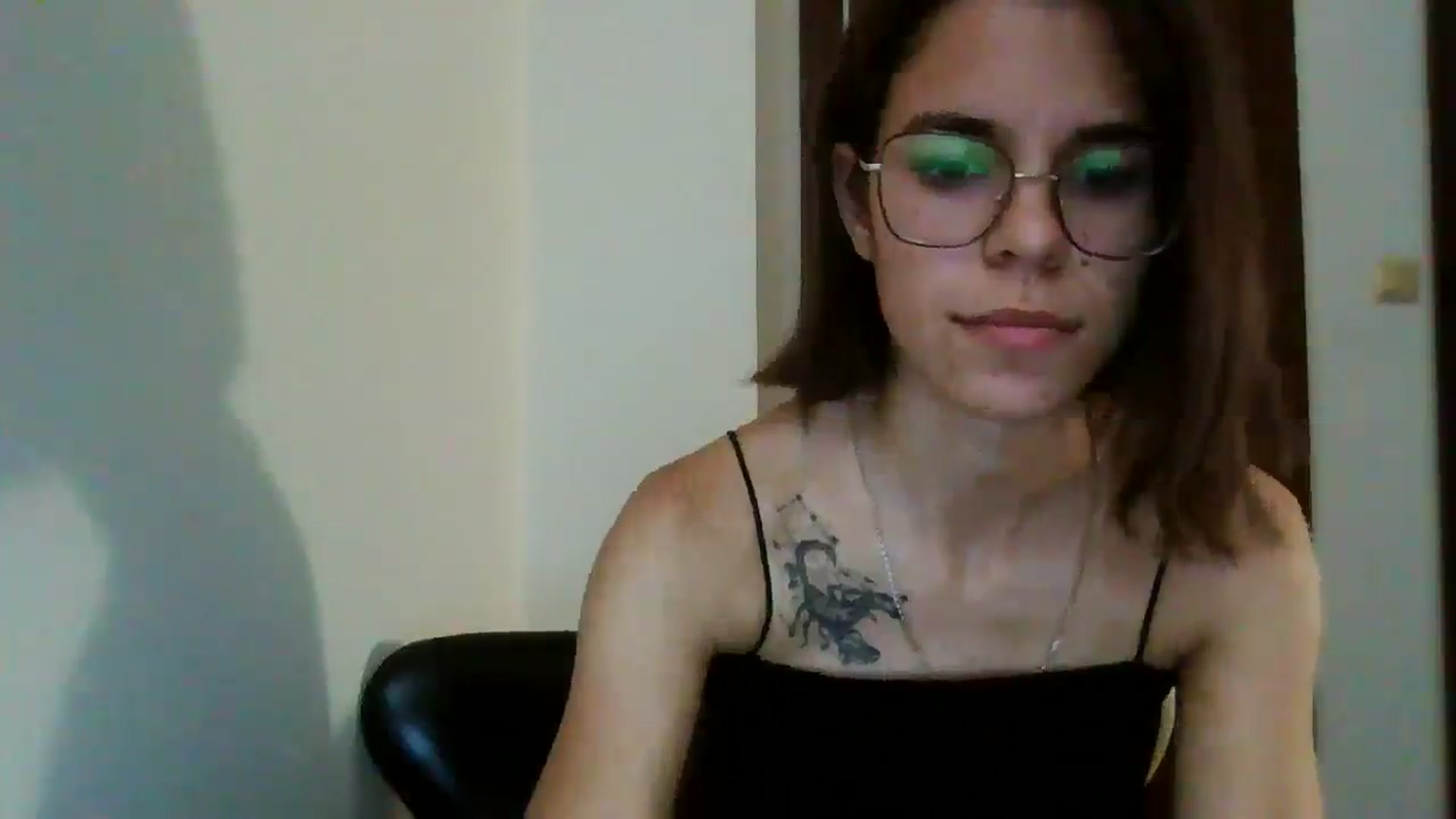 Gallery image thumbnail from EmilyWills's myfreecams stream on, 11/03/2025, 14:37 image 19 of 20